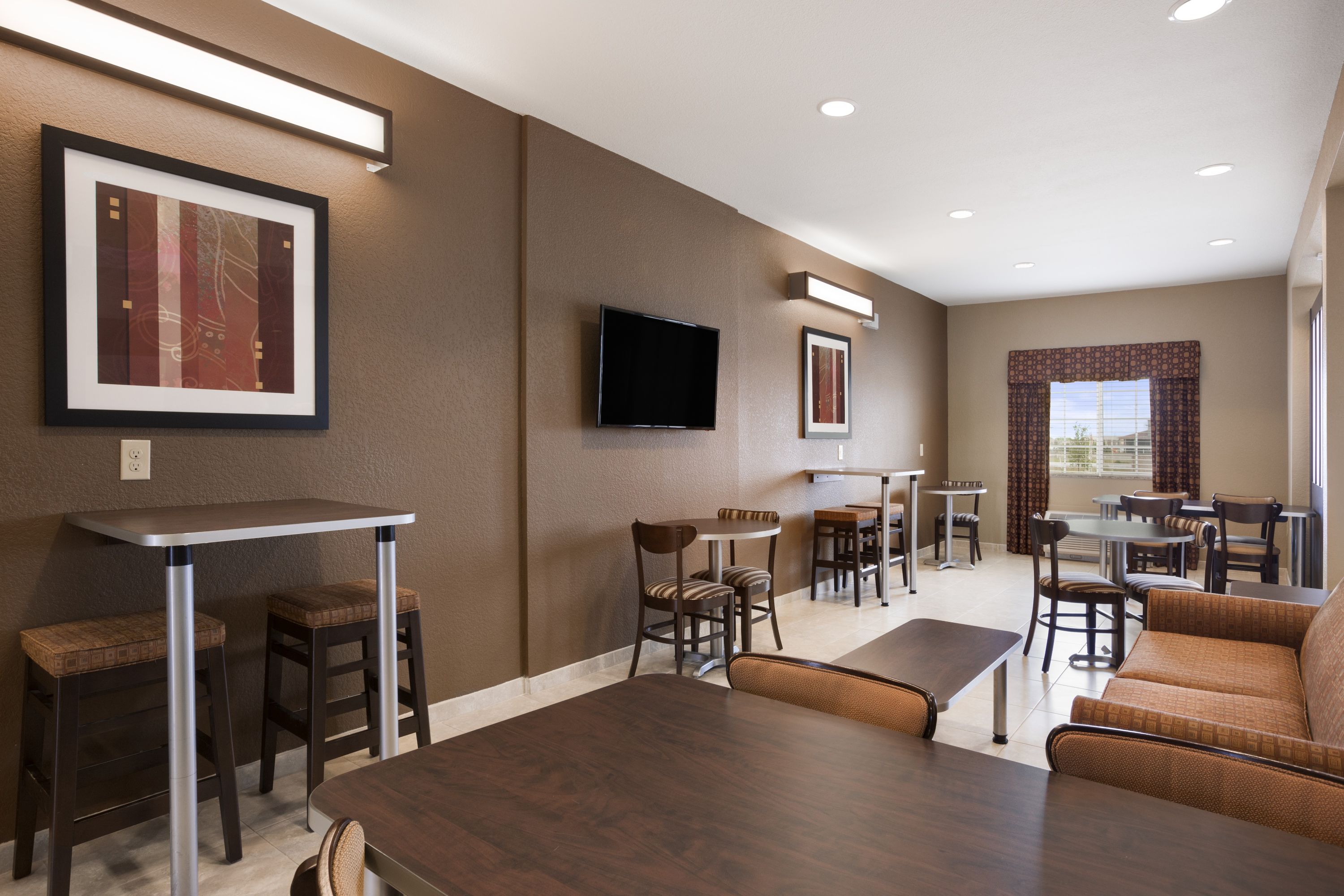 Microtel Inn Amp Suites By Wyndham Cotulla Cotulla Tx Hotels