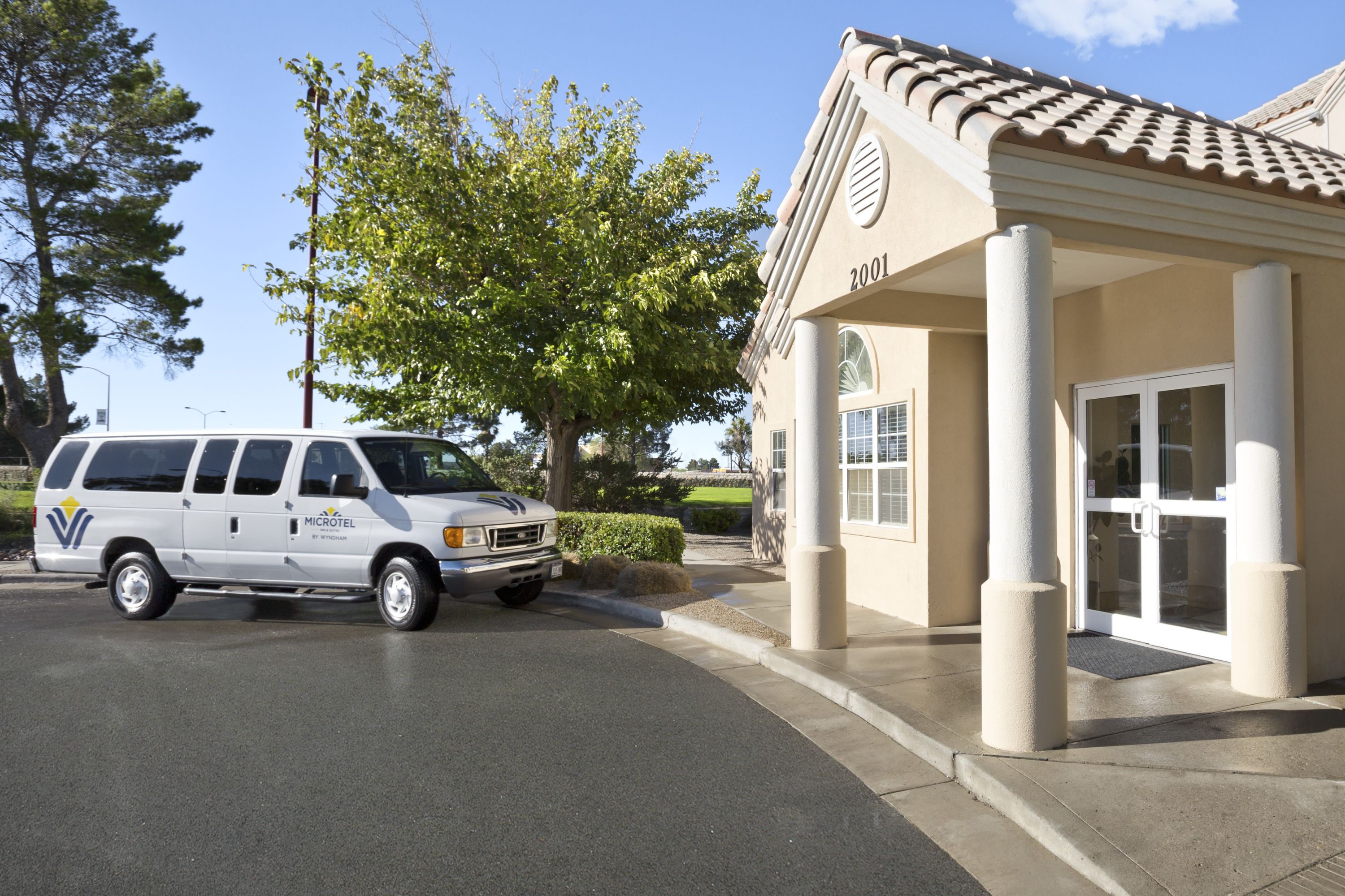 Microtel Inn Suites By Wyndham El Paso Airport El Paso Tx Hotels