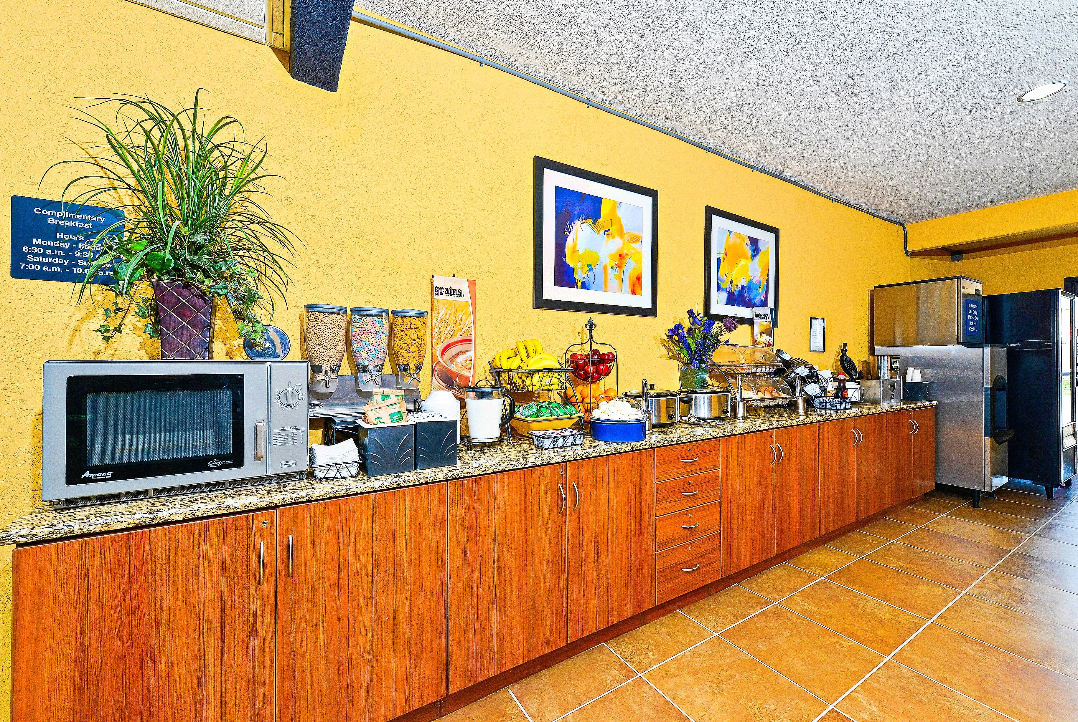 Free breakfast at Microtel Inn & Suites by Wyndham New Braunfels in New Braunfels, Texas