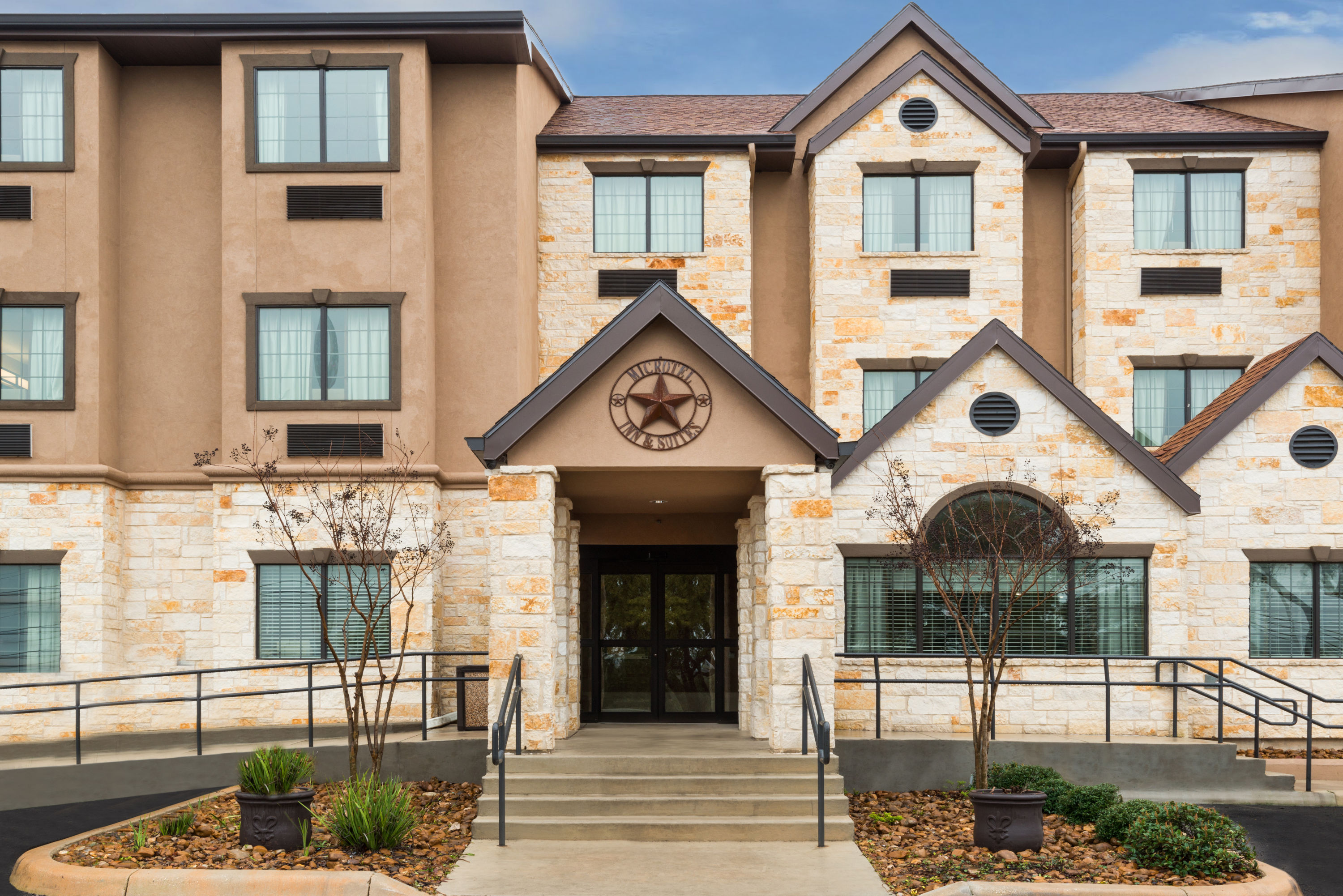 Microtel Inn Suites By Wyndham San Antonio By Seaworld San