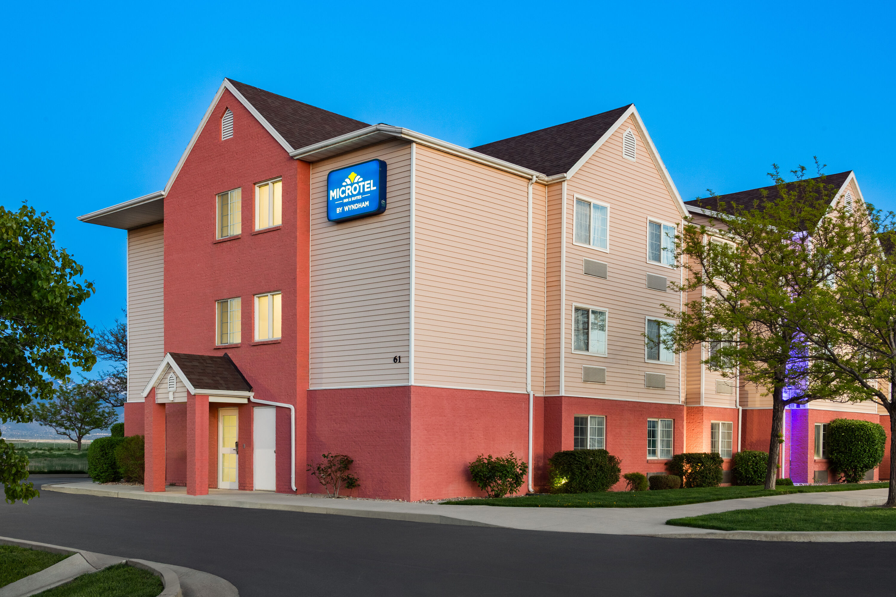 Exterior of Microtel Inn & Suites by Wyndham Salt Lake City Airport hotel in Salt Lake City, Utah