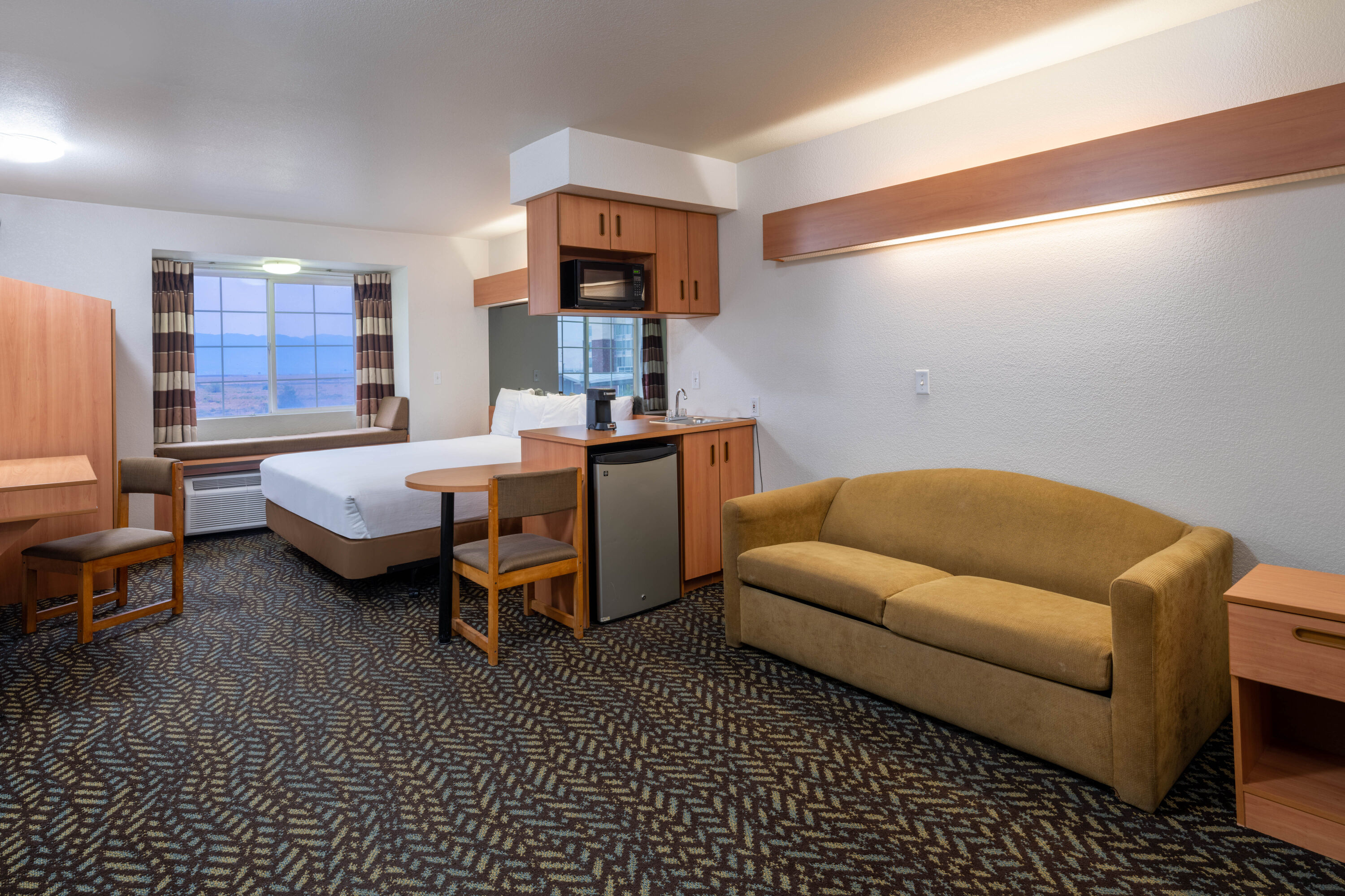 Microtel Inn & Suites by Wyndham Salt Lake City Airport suite in Salt Lake City, Utah