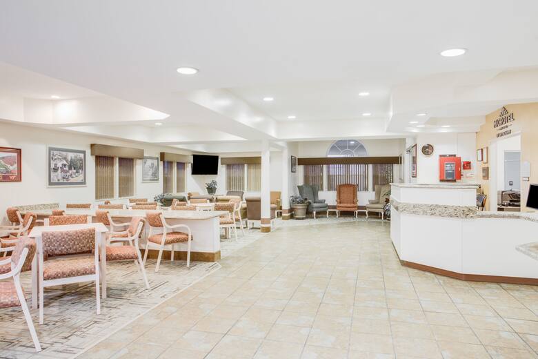 Microtel Inn Suites By Wyndham Sburg Blacksburg Microtel Inn Suites By Wyndham Sburg Blacksburg Hotel Lobby In Virginia