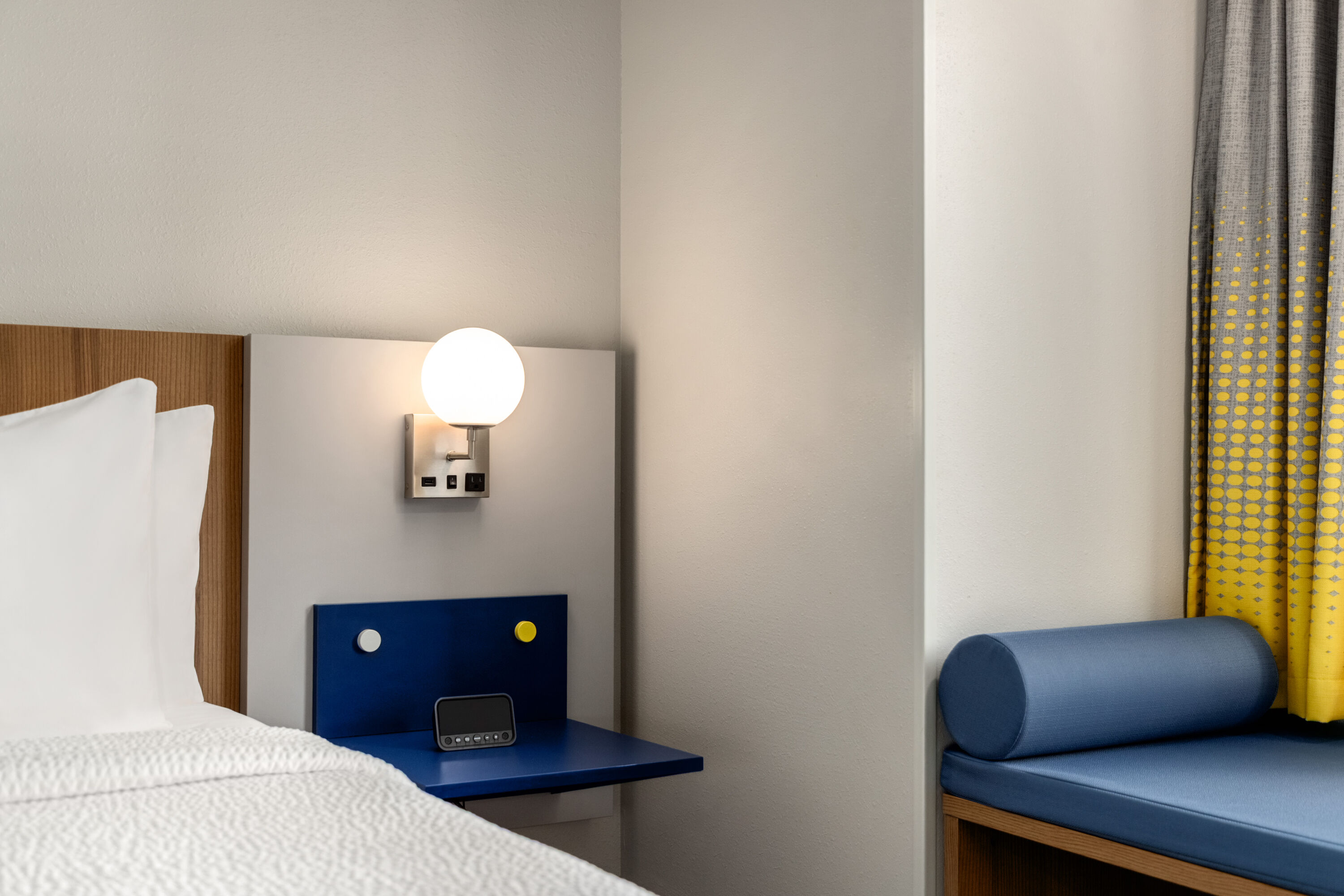 Guest room at the Microtel Inn & Suites by Wyndham Culpeper in Culpeper, Virginia