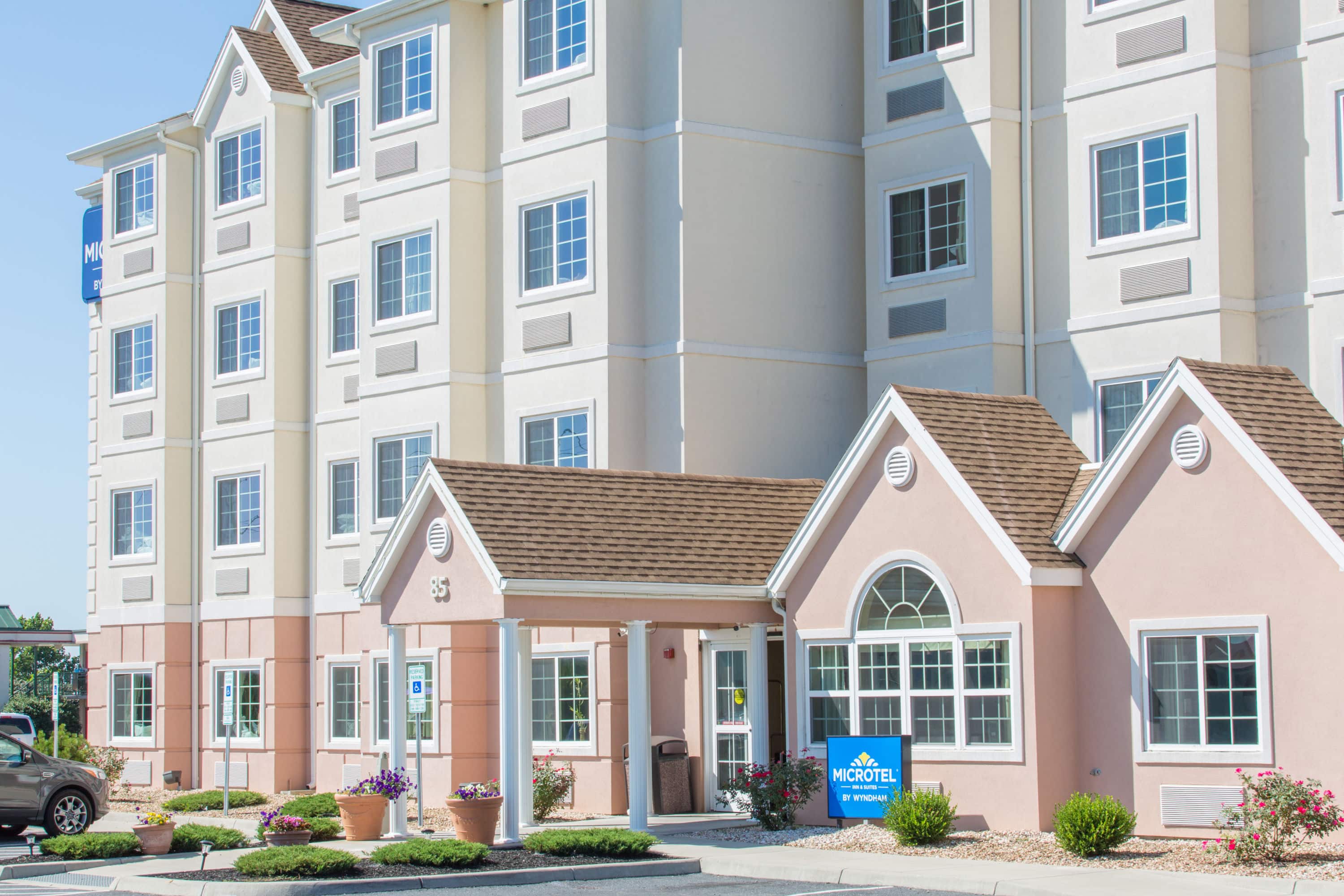 Microtel Inn & Suites by Wyndham Harrisonburg Harrisonburg, VA Hotels