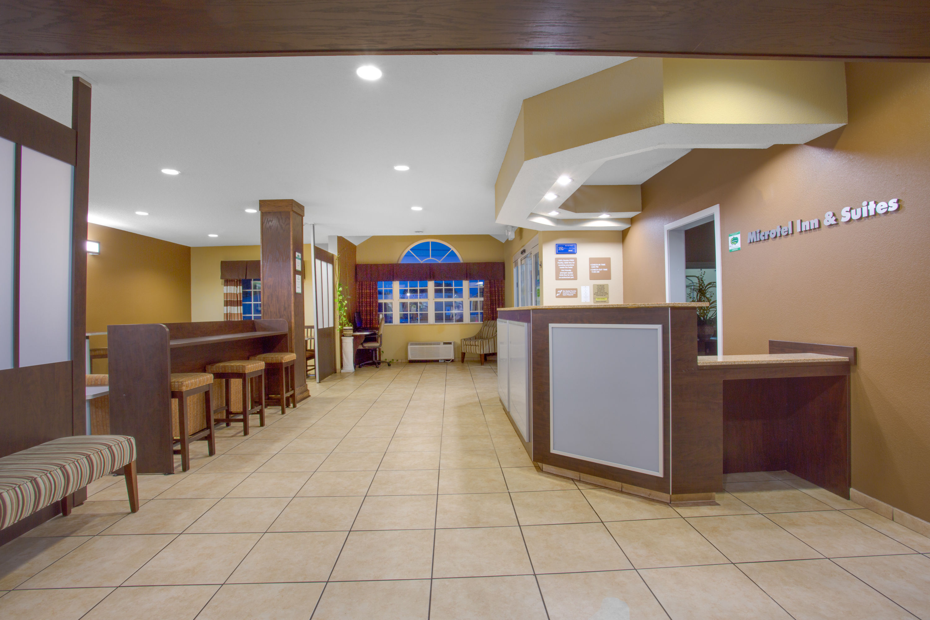Microtel Inn Suites Wyndham Harrisonburg Harrisonburg  Hotels