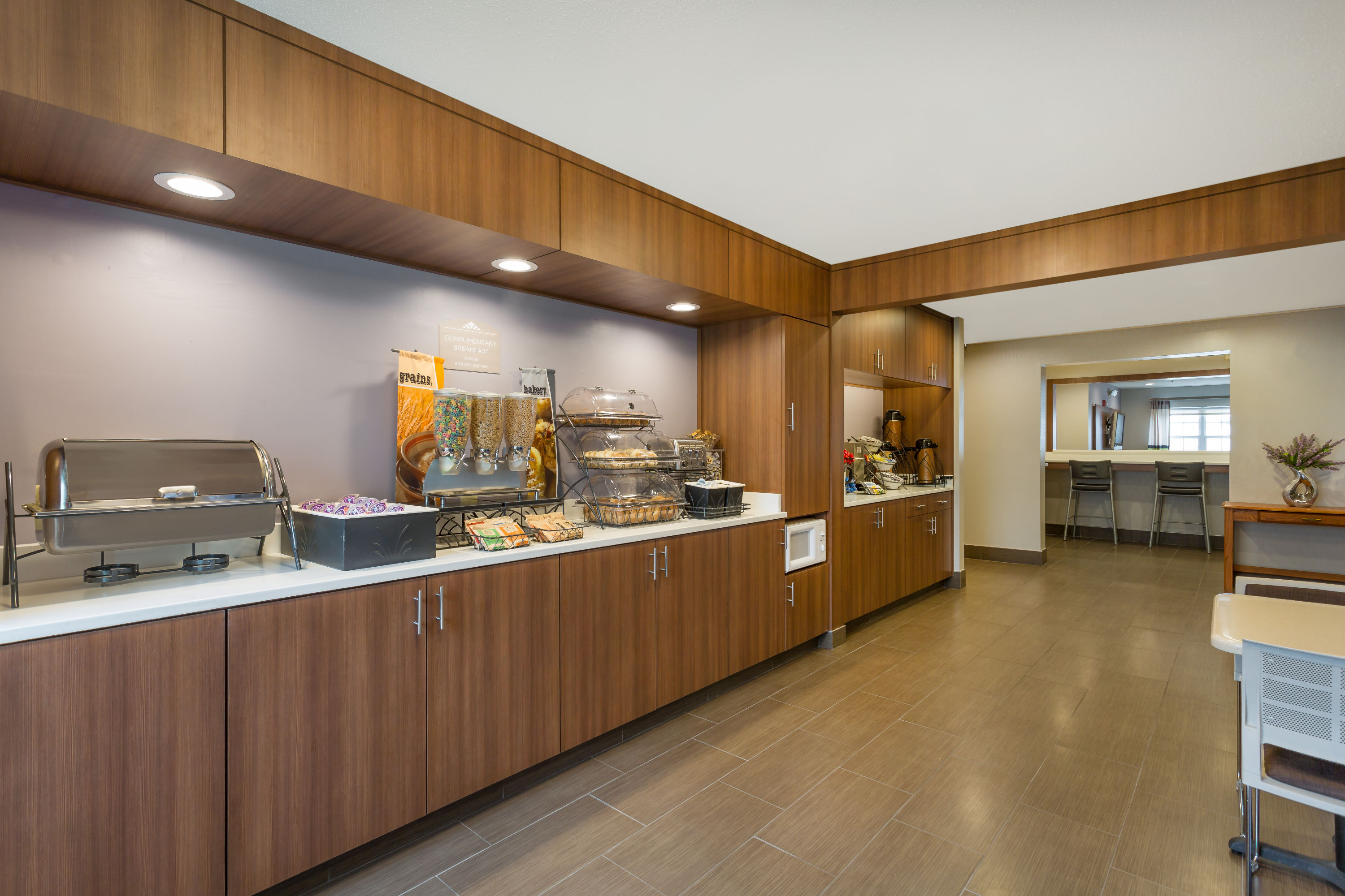 Microtel Inn & Suites by Wyndham Richmond Airport Sandston, VA Hotels