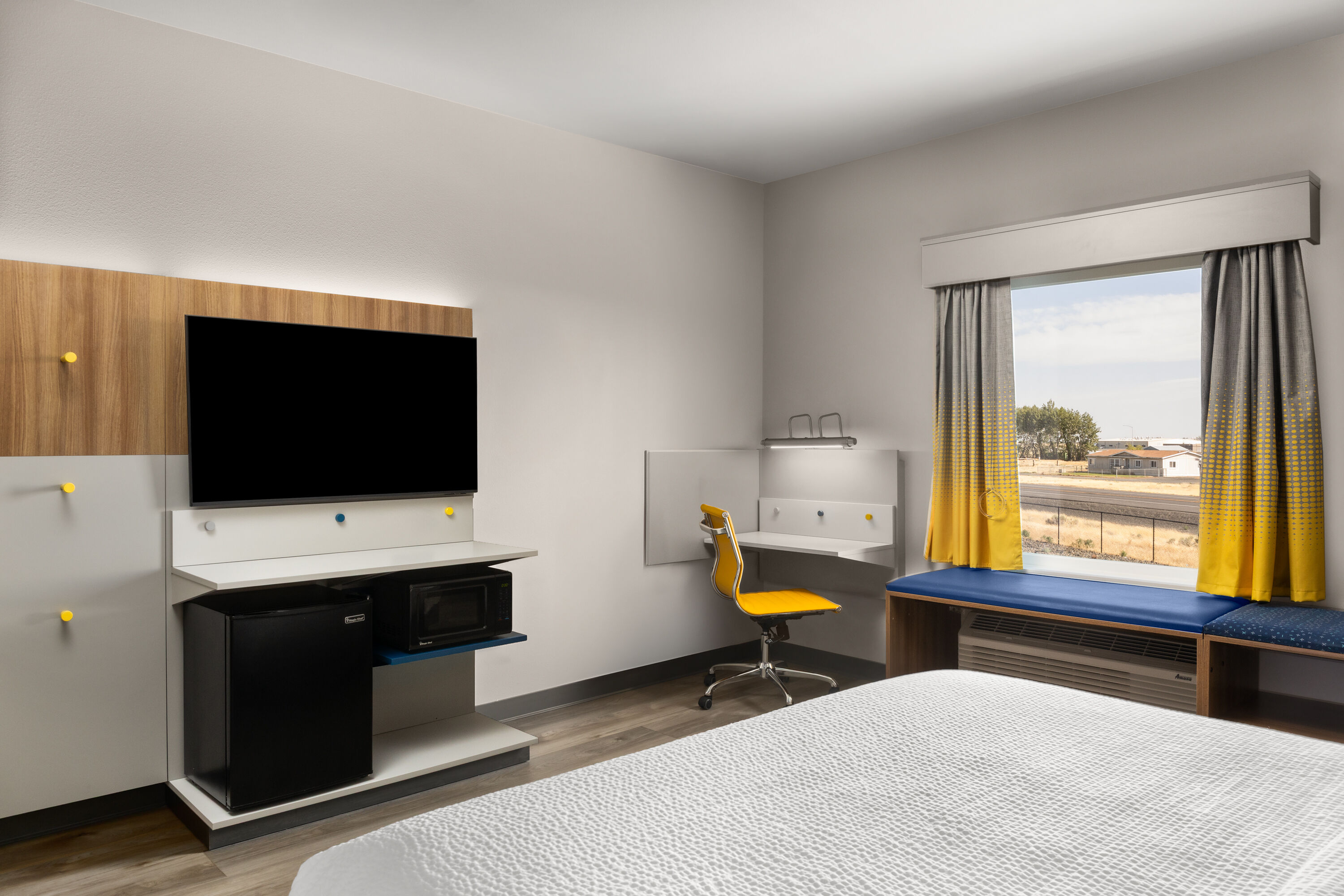 Guest room at the Microtel Inn & Suites by Wyndham Ephrata in Ephrata, Washington