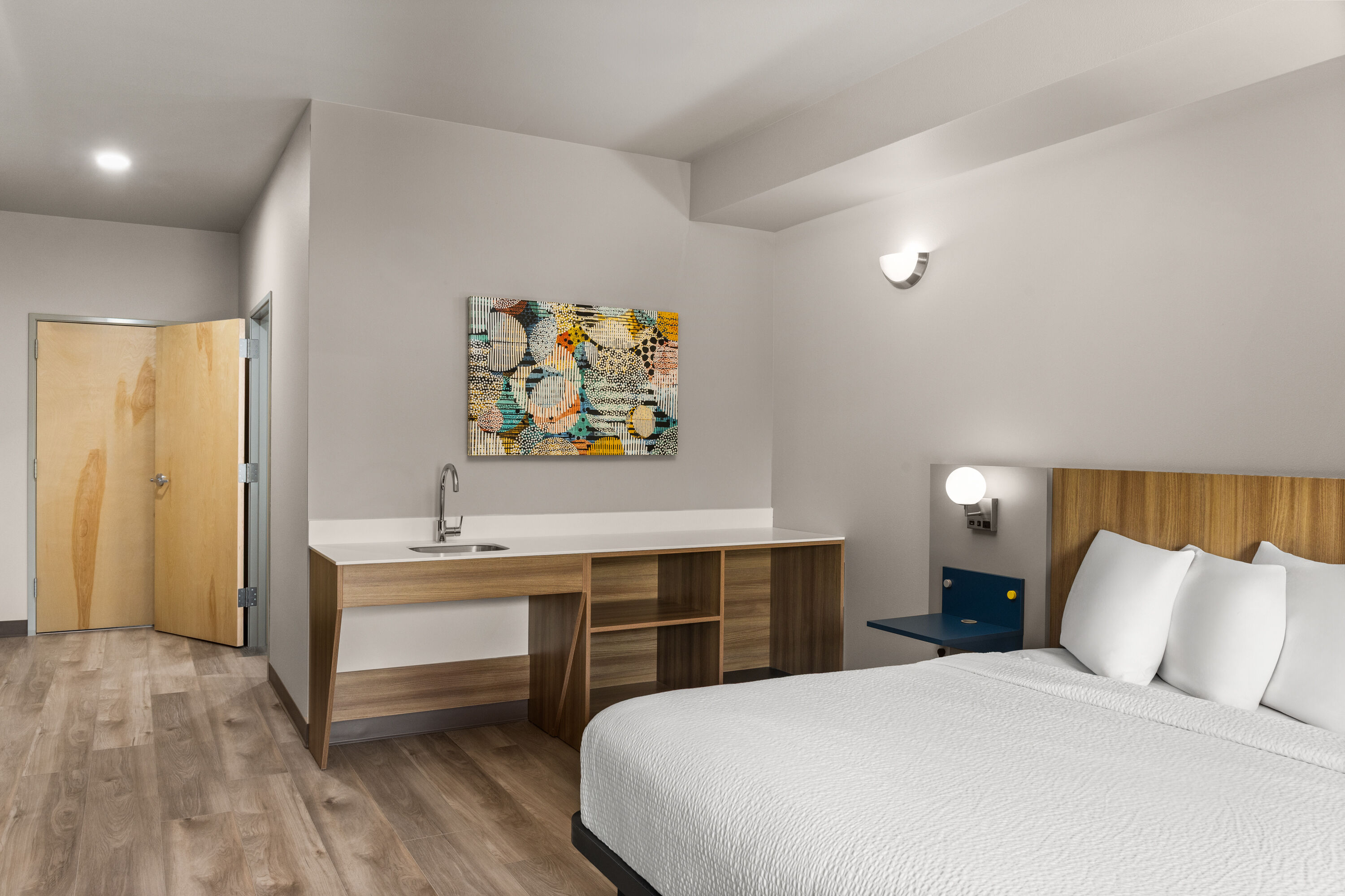 Guest room at the Microtel Inn & Suites by Wyndham Ephrata in Ephrata, Washington