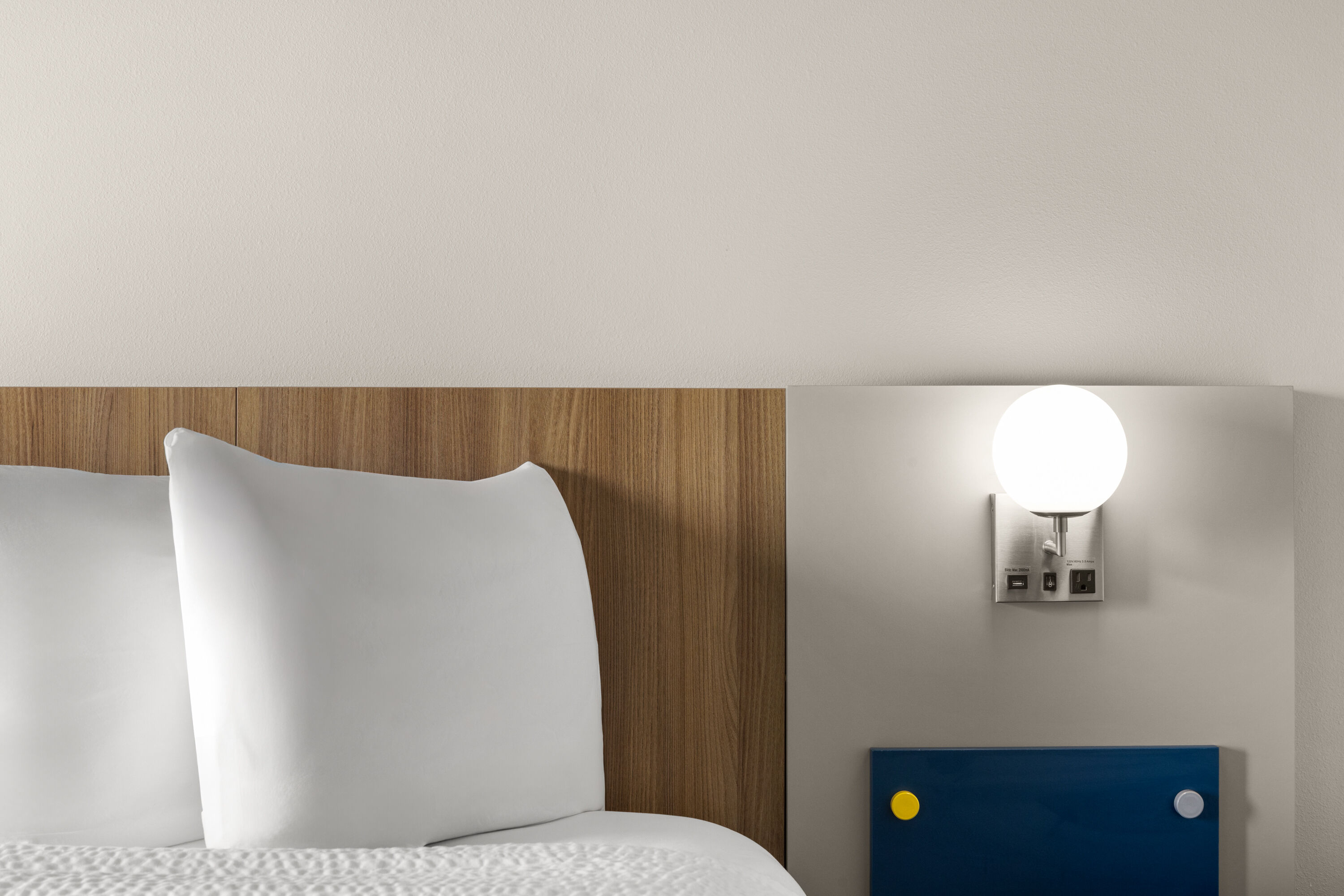 Guest room at the Microtel Inn & Suites by Wyndham Ephrata in Ephrata, Washington