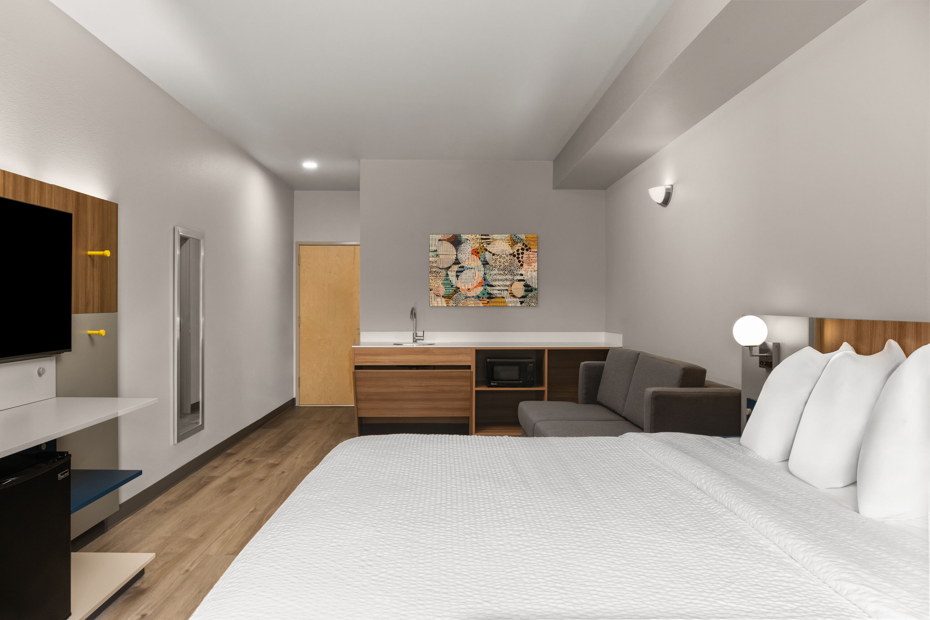 Microtel Inn & Suites by Wyndham Ephrata suite in Ephrata, Washington