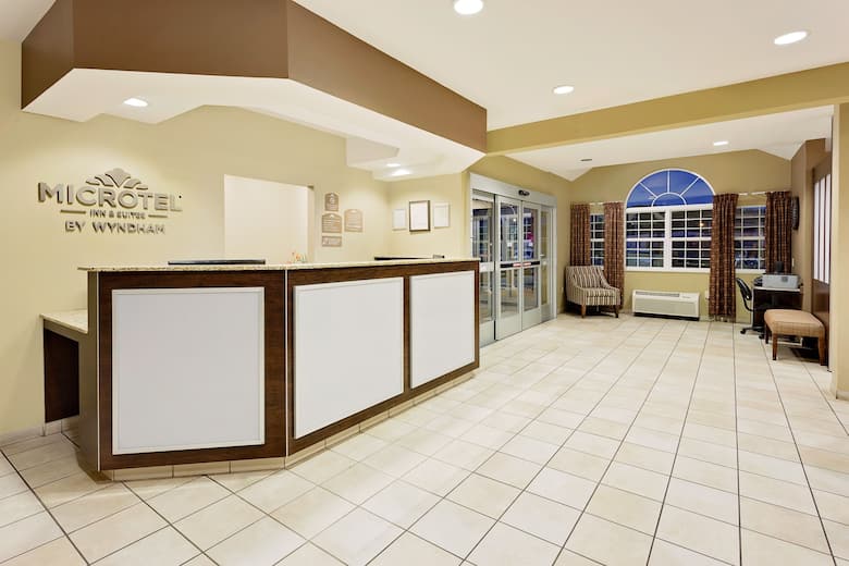 Microtel Inn Suites By Wyndham Prairie Du Chien Microtel Inn Suites By Wyndham Prairie Du Chien Hotel Lobby In