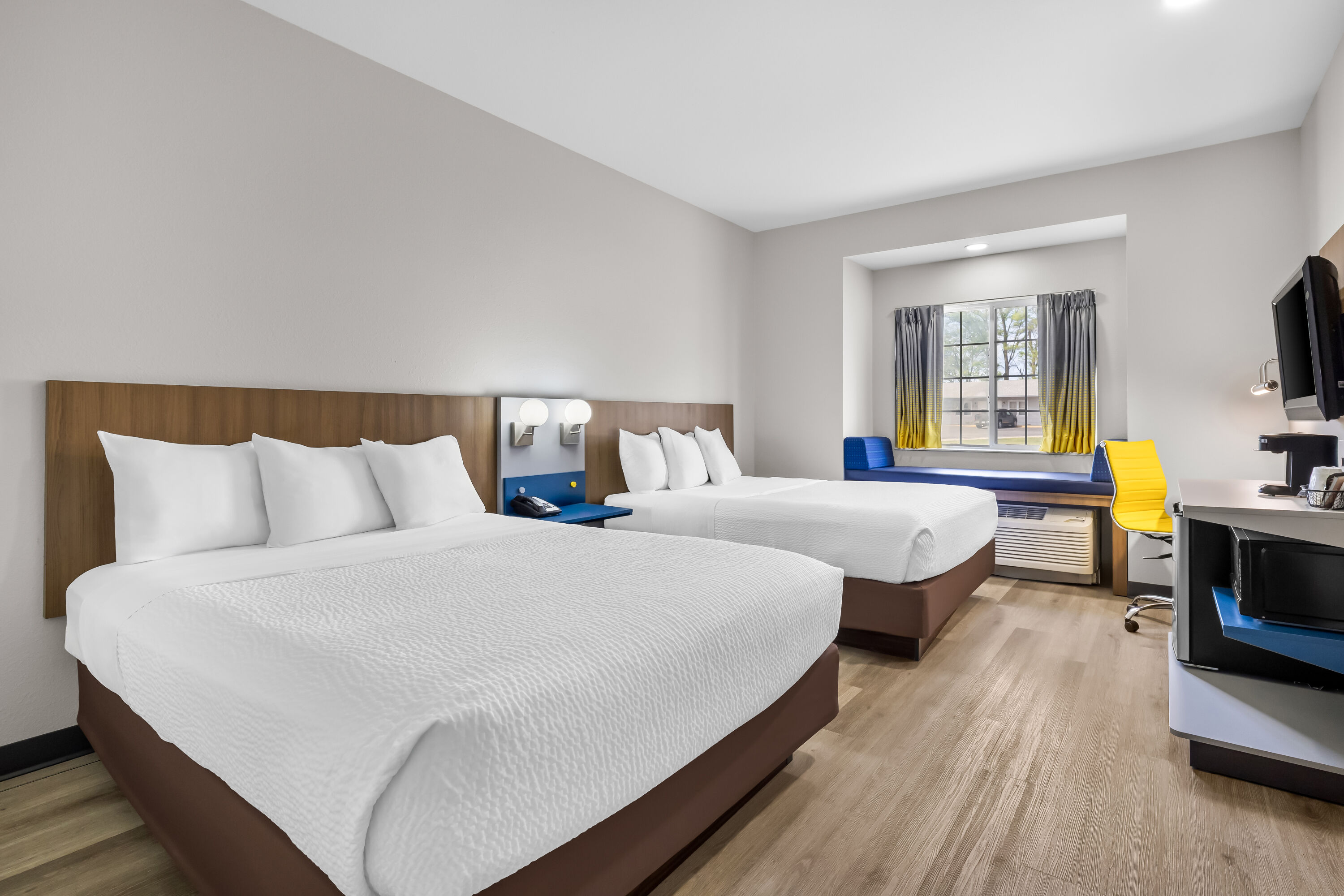 Double bed guest room at the Microtel Inn & Suites by Wyndham Prairie du Chien in Prairie du Chien, Wisconsin