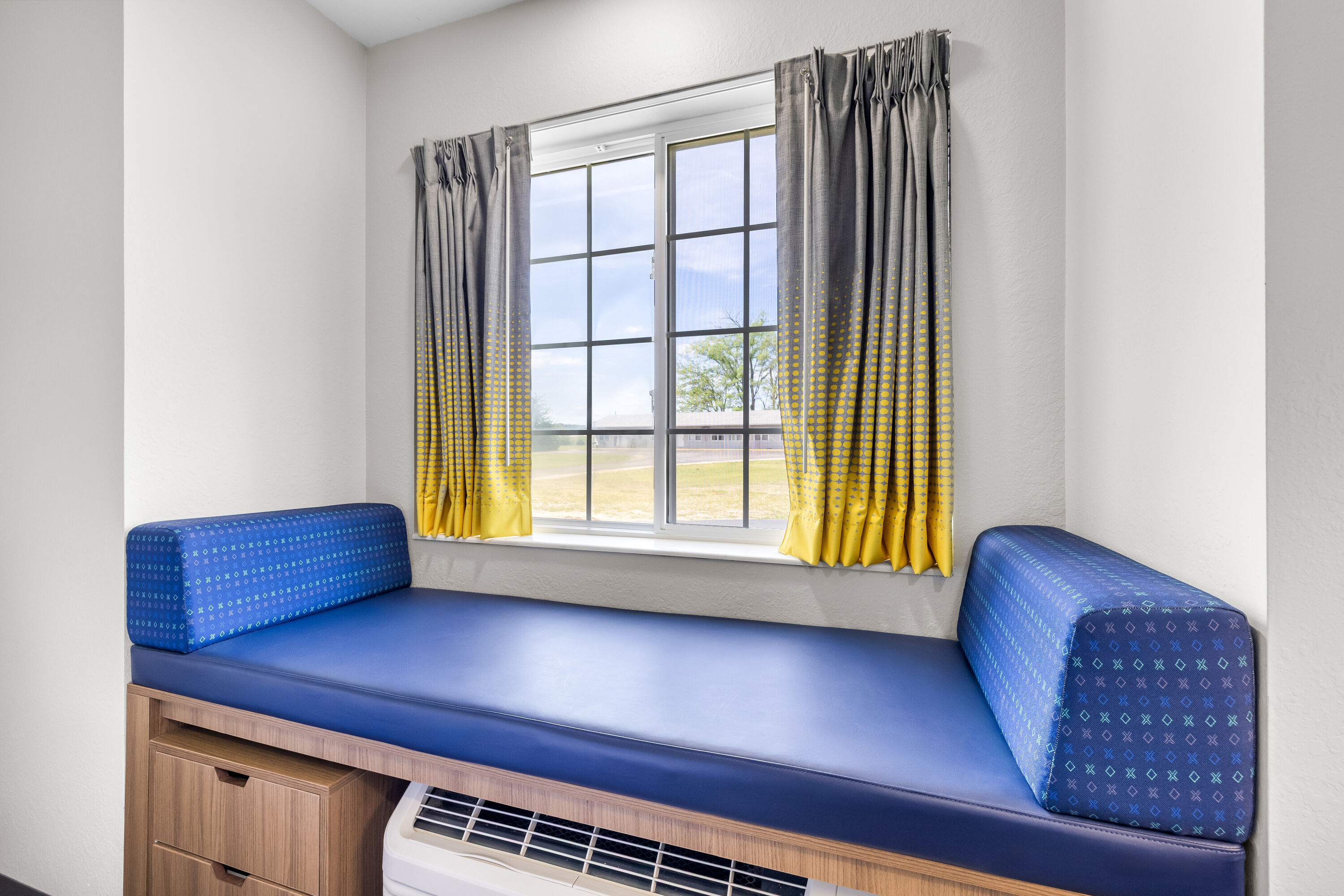 Double bed guest room at the Microtel Inn & Suites by Wyndham Prairie du Chien in Prairie du Chien, Wisconsin