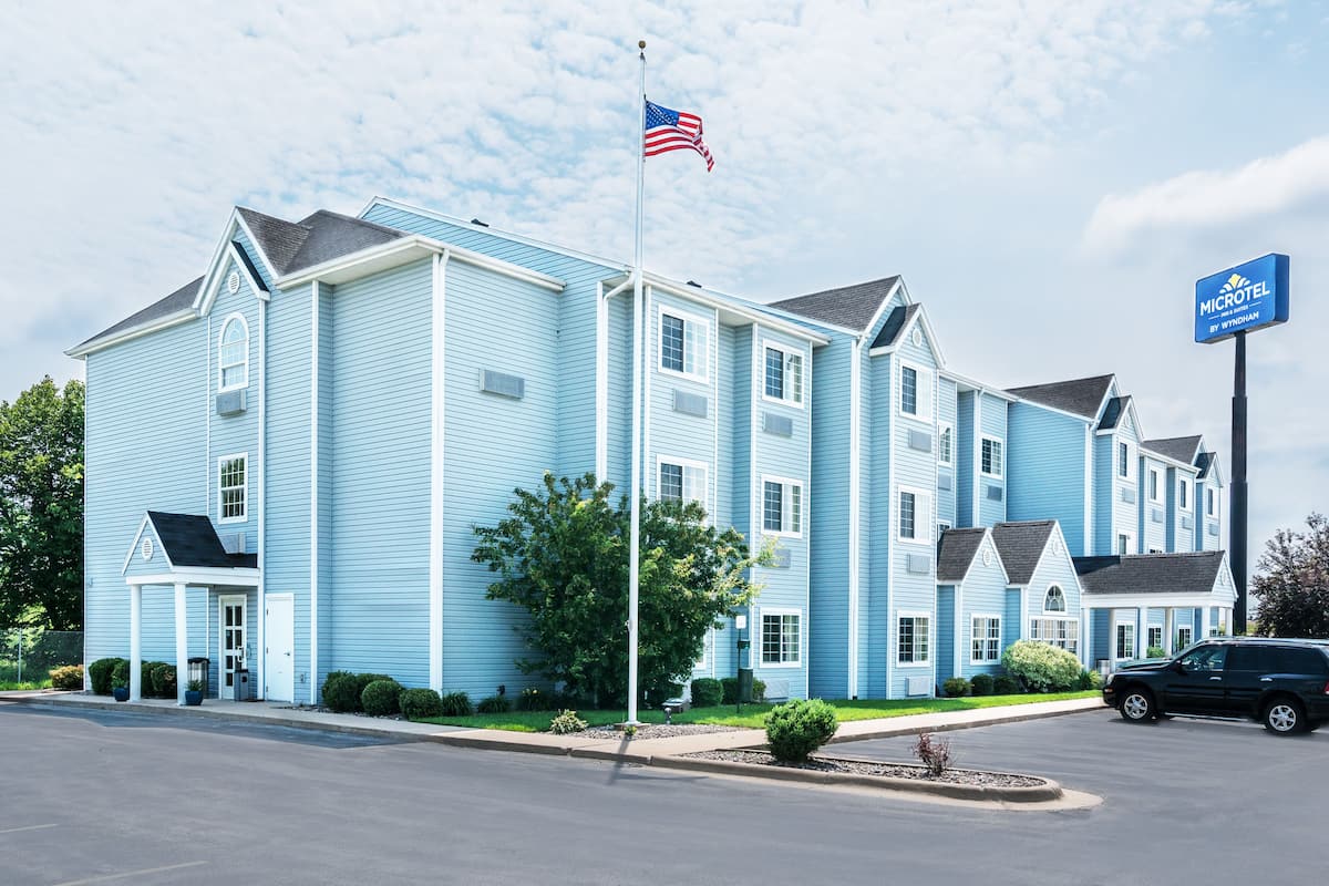 Microtel Inn Suites By Wyndham Tomah Hotels Wi 54660 Microtel Inn Suites By Wyndham Tomah