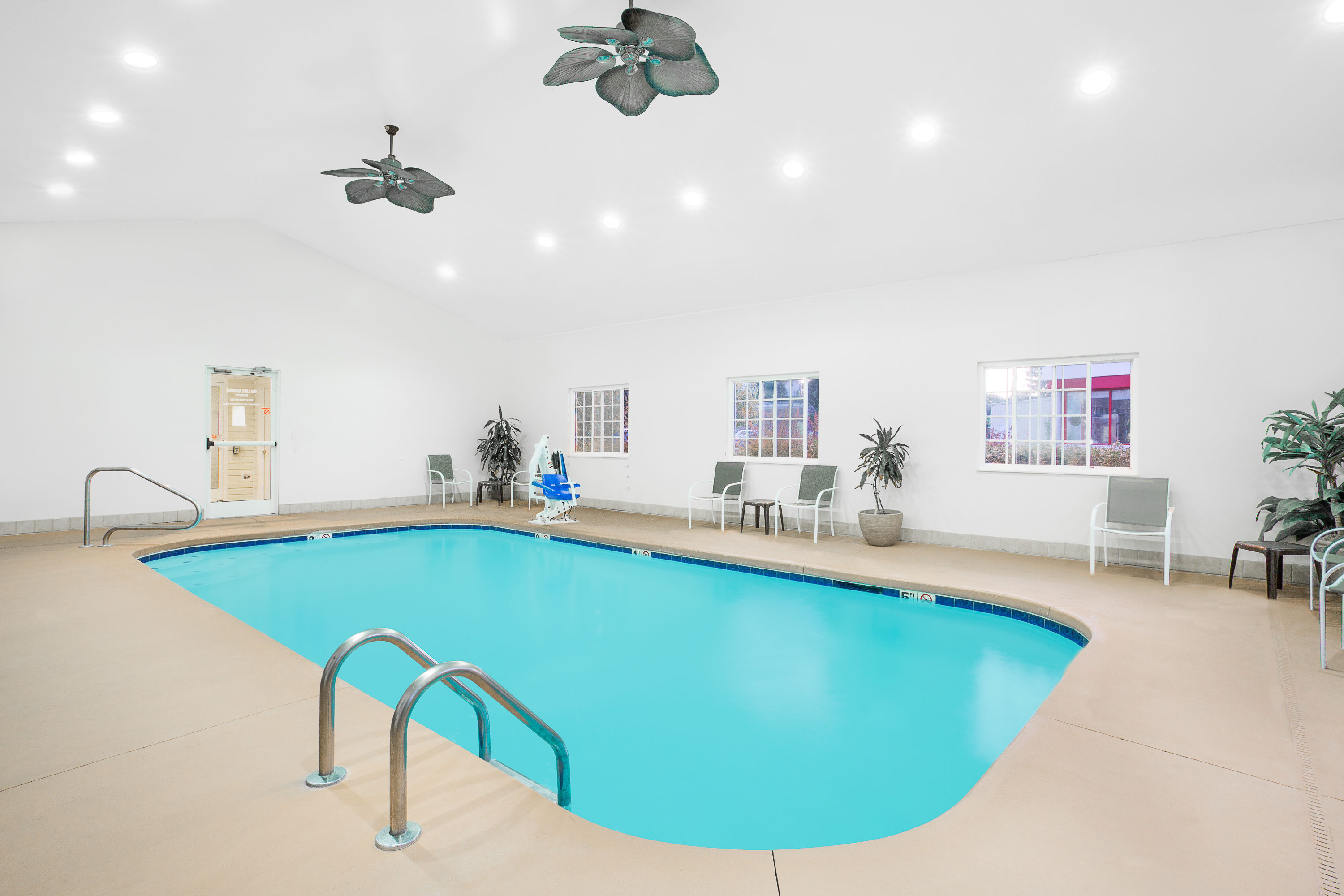 Microtel Inn Suites By Wyndham Beckley East Beckley Wv Hotels