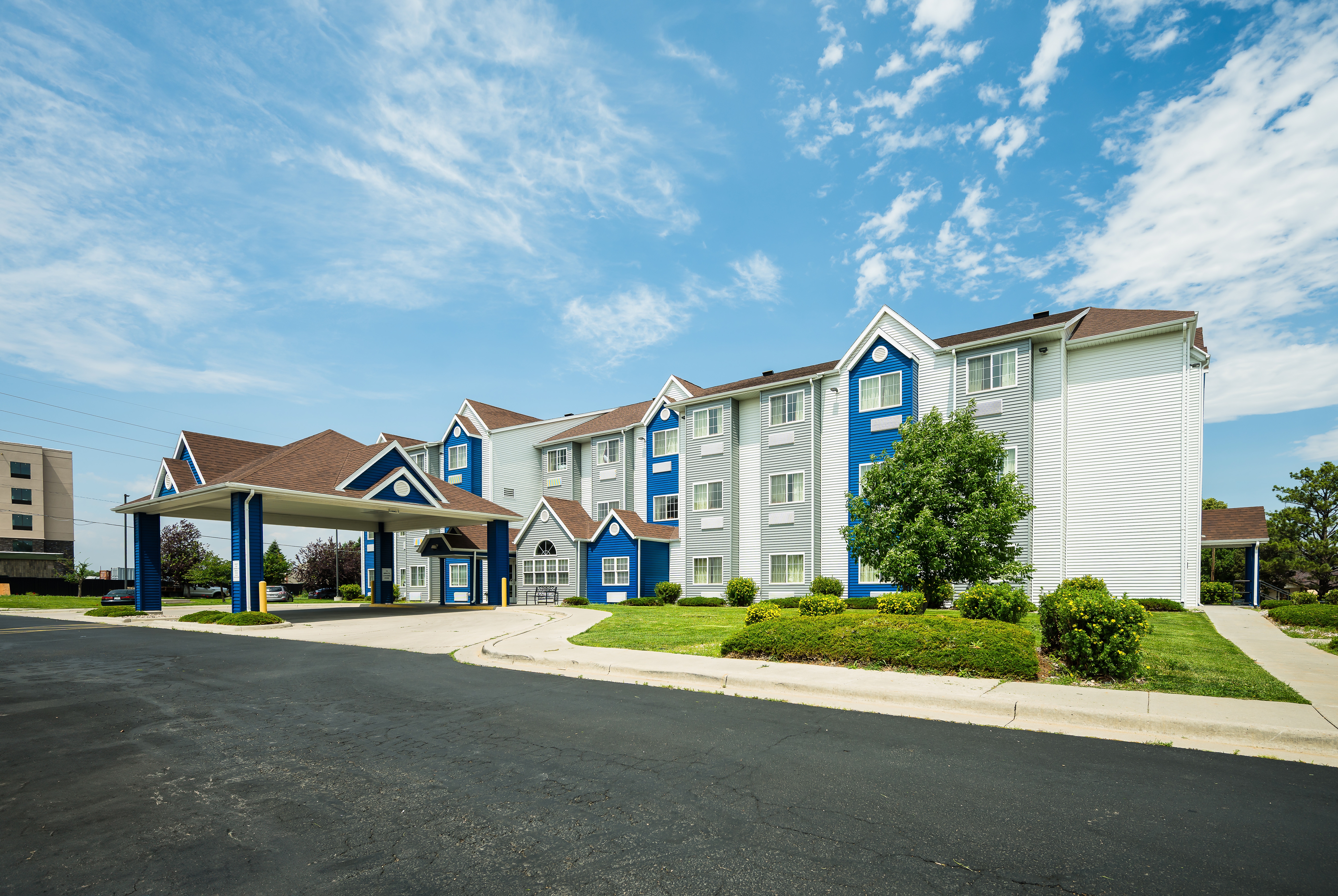 Exterior of Microtel Inn & Suites by Wyndham Cheyenne hotel in Cheyenne, Wyoming