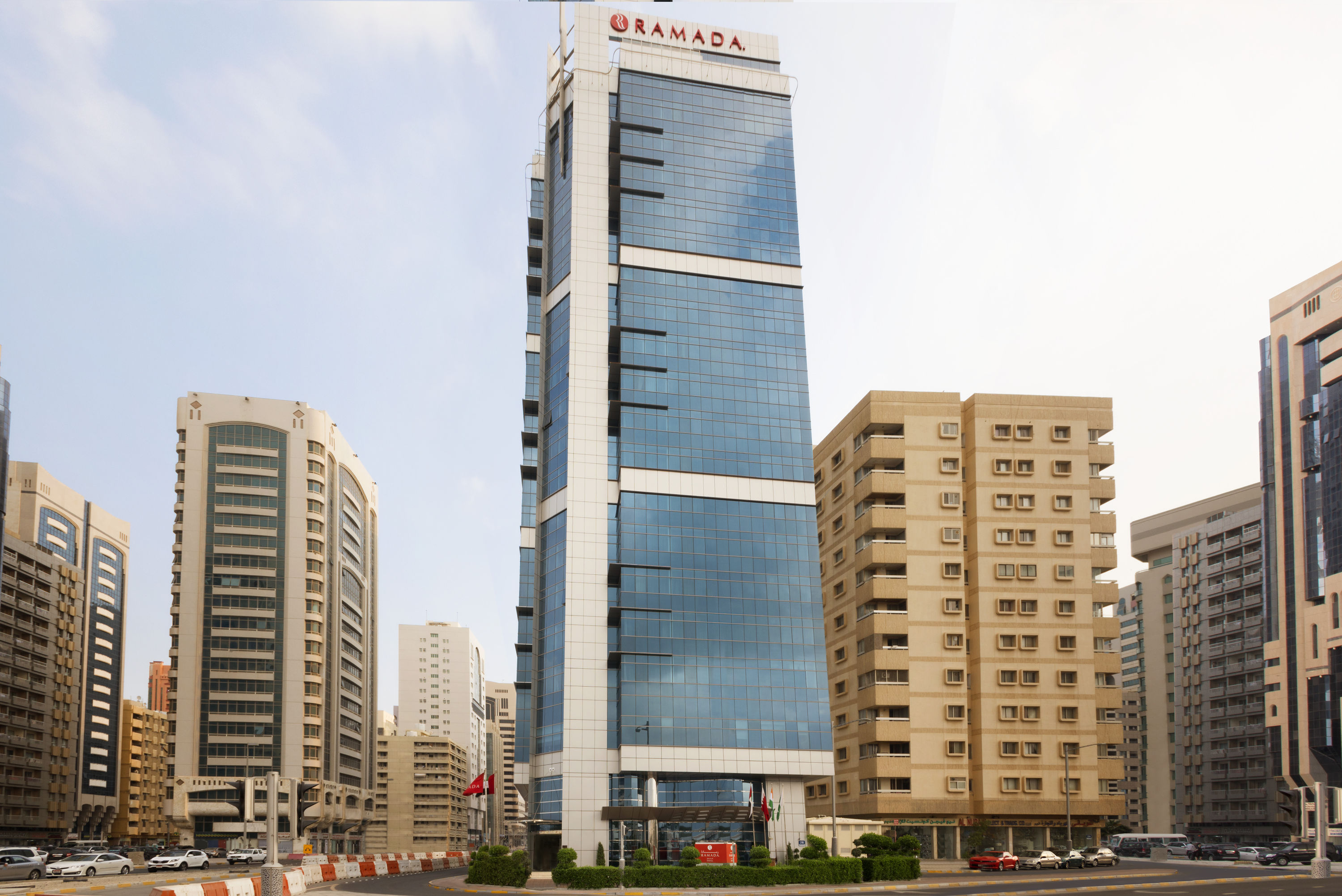 Ramada By Wyndham Abu Dhabi Corniche Abu Dhabi Ae Hotels