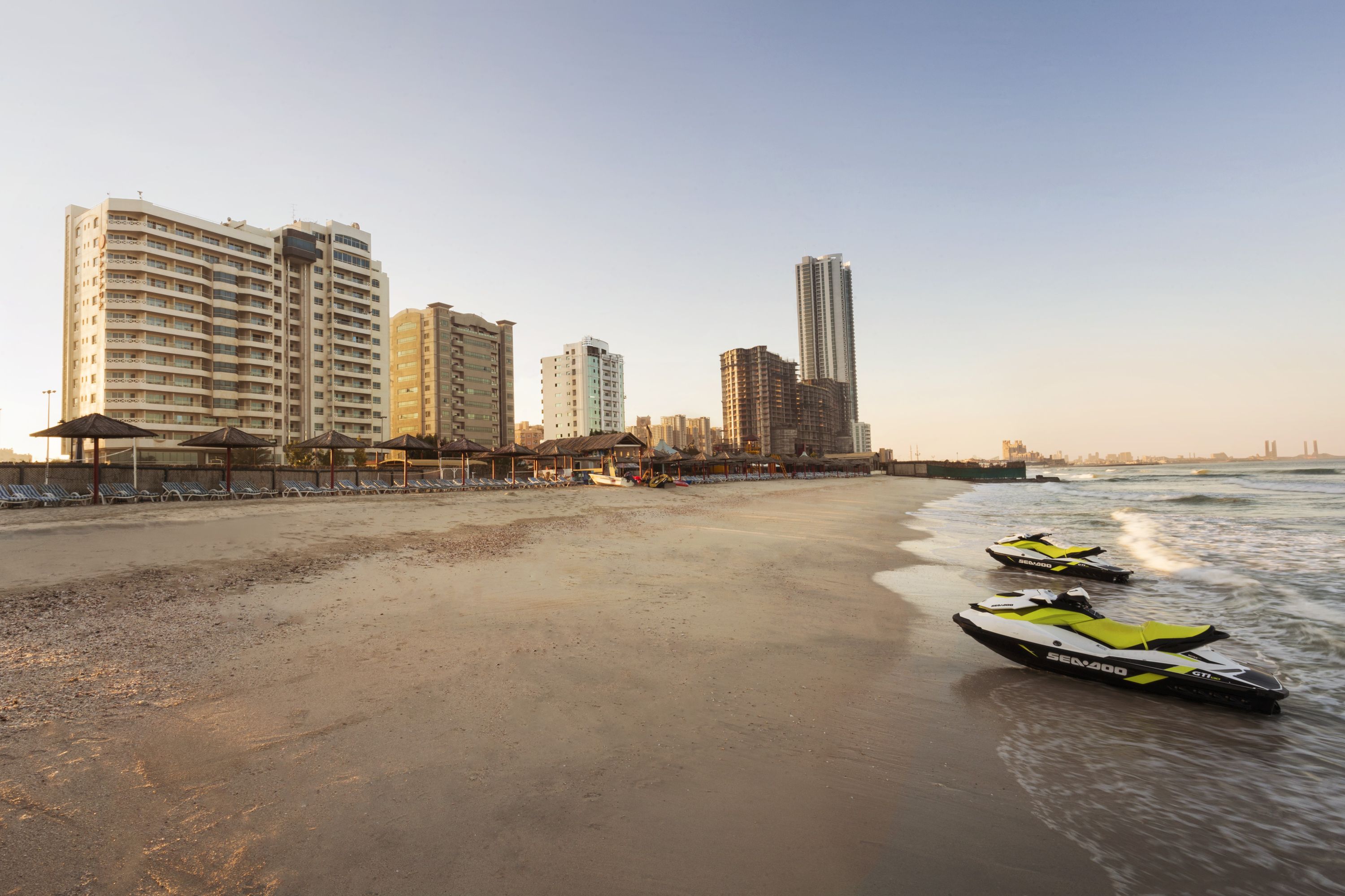 Ramada by Wyndham Beach Hotel Ajman | Ajman, AE Hotels