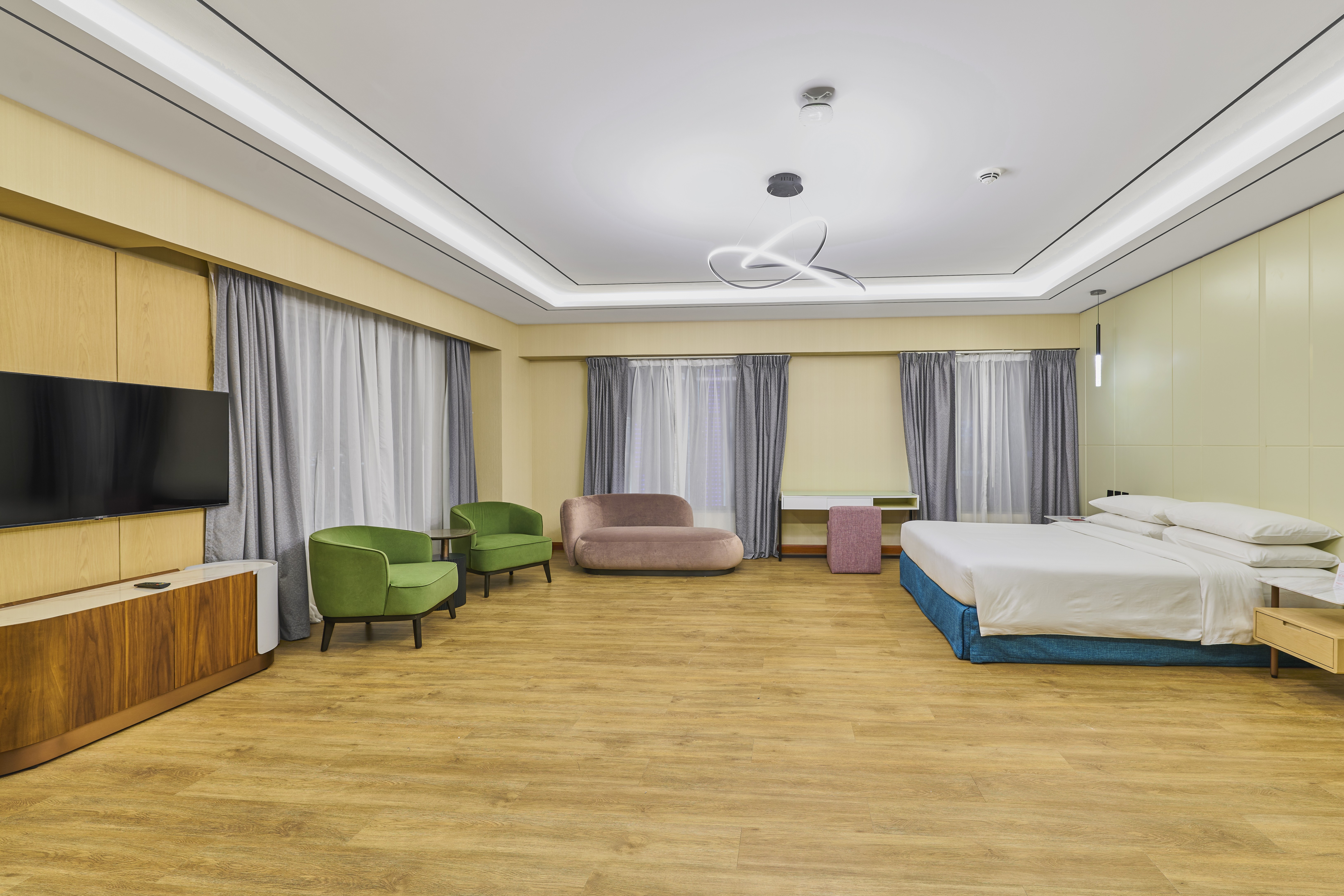 Ramada Hotel & Suites by Wyndham Dubai JBR suite in Dubai, Other than US/Canada