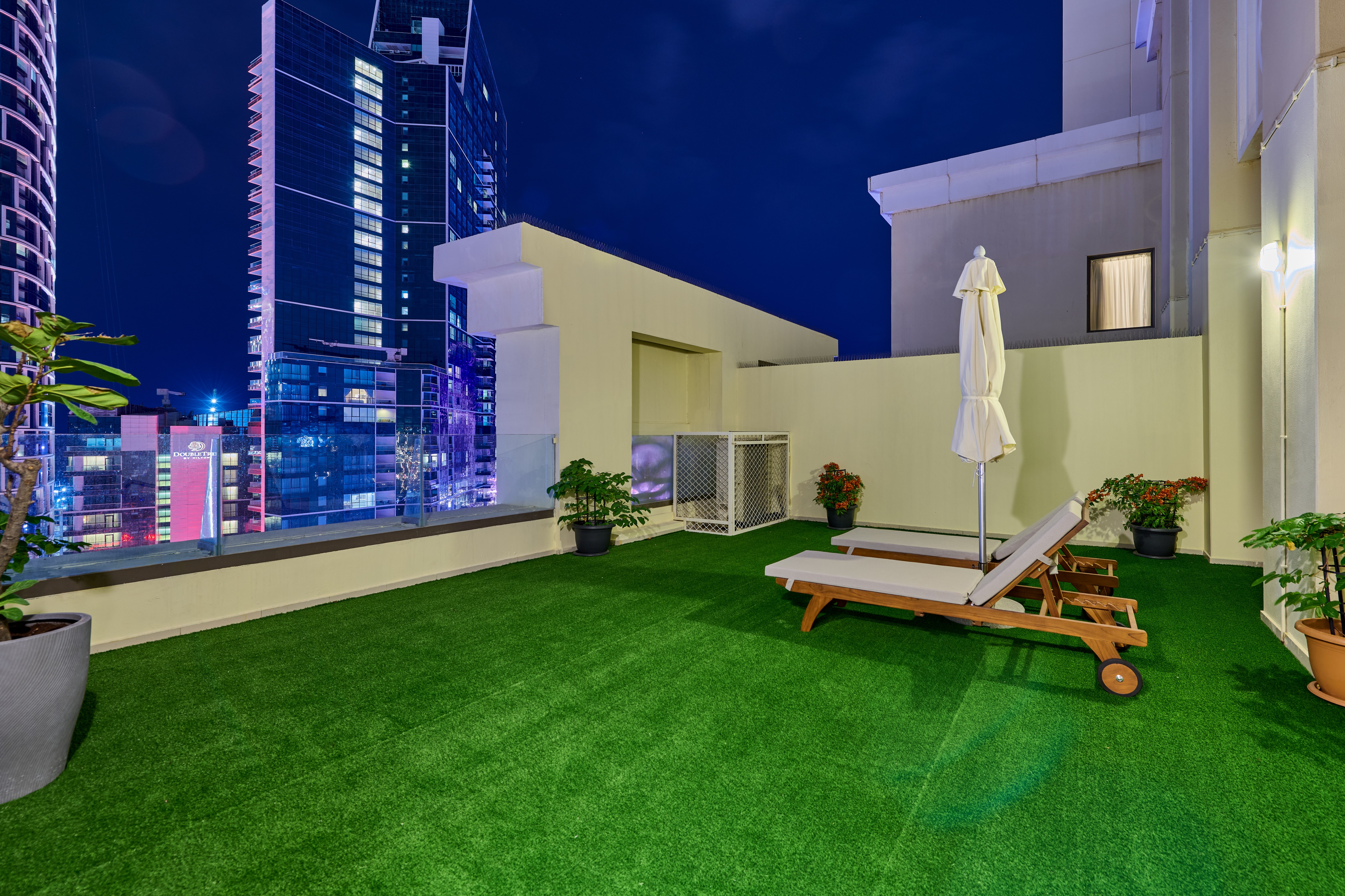 Ramada Hotel & Suites by Wyndham Dubai JBR suite in Dubai, Other than US/Canada