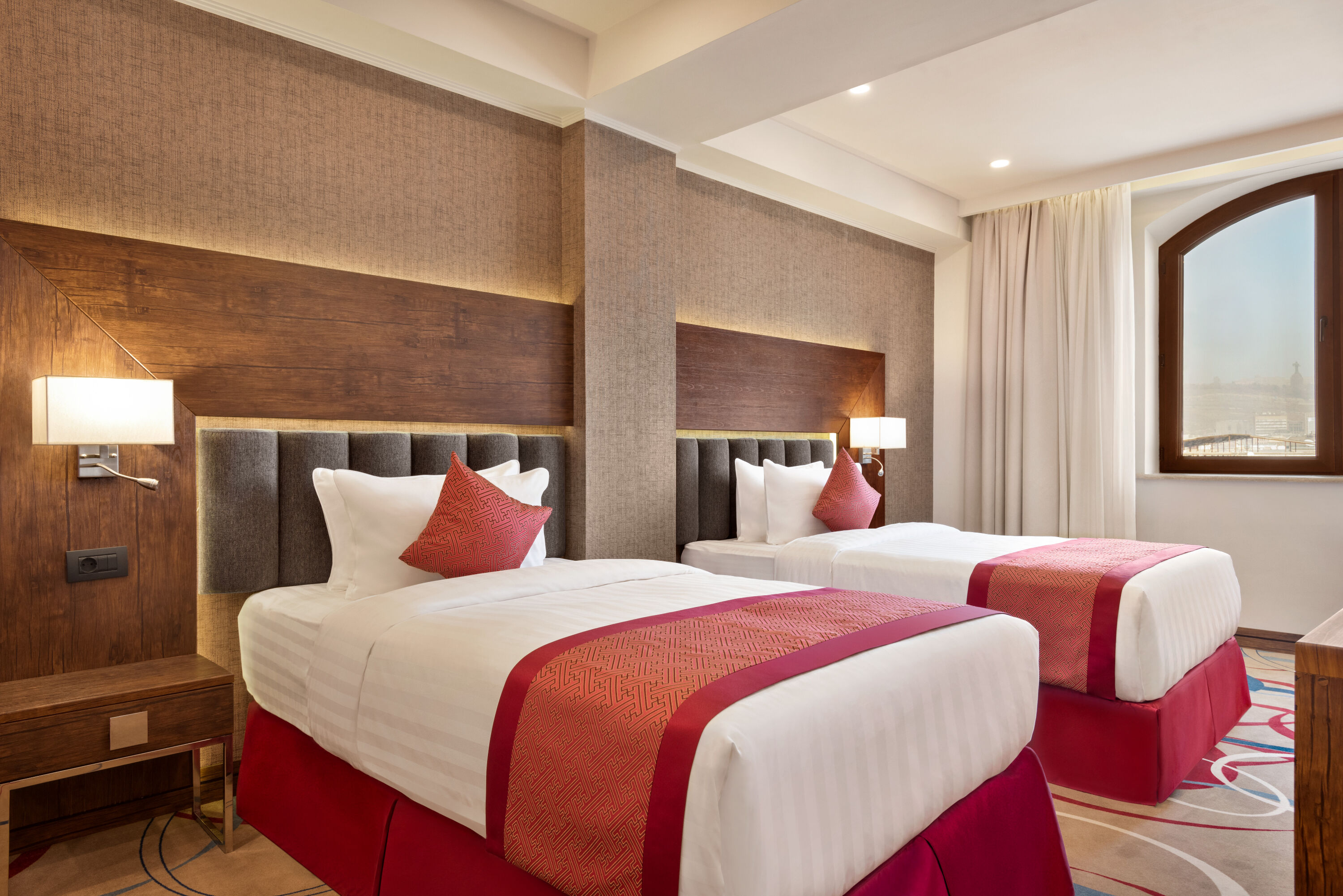 Ramada Hotel & Suites by Wyndham Yerevan | Yerevan, AM Hotels