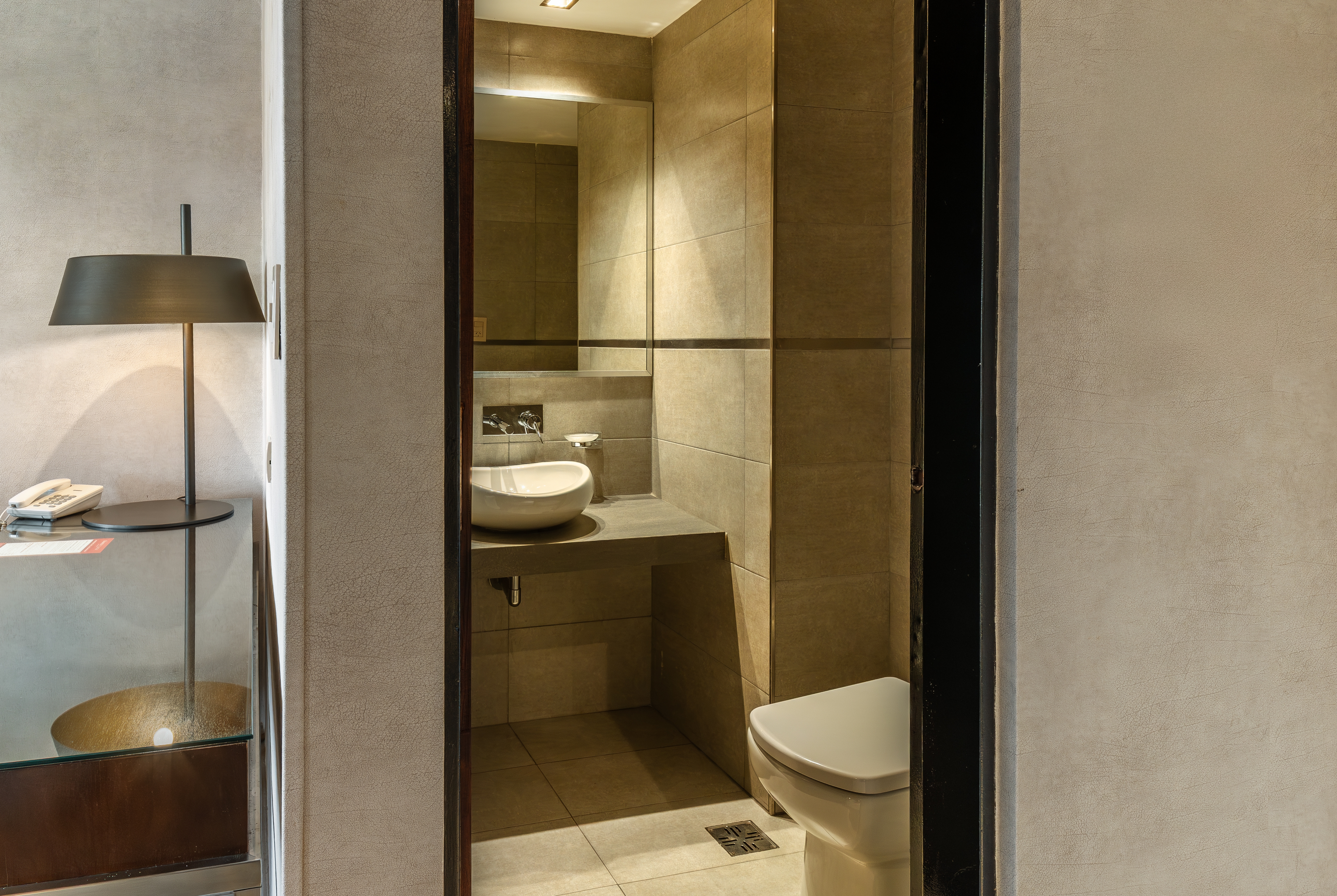 Guest room bath at the Ramada Plaza by Wyndham Tucuman in San Miguel de Tucuman, Other than US/Canada
