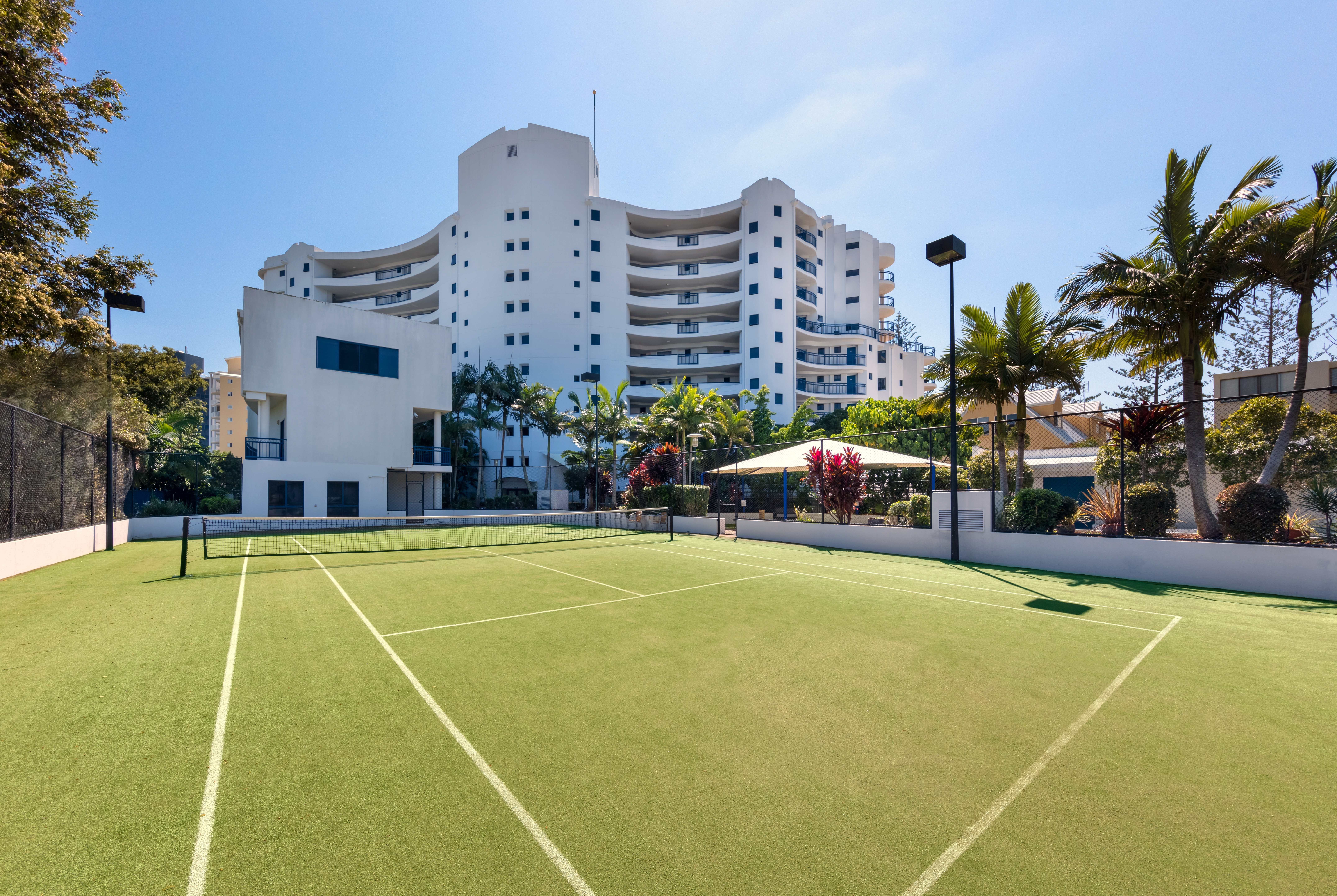 Tennis at Ramada Resort by Wyndham Golden Beach in Caloundra, Other than US/Canada