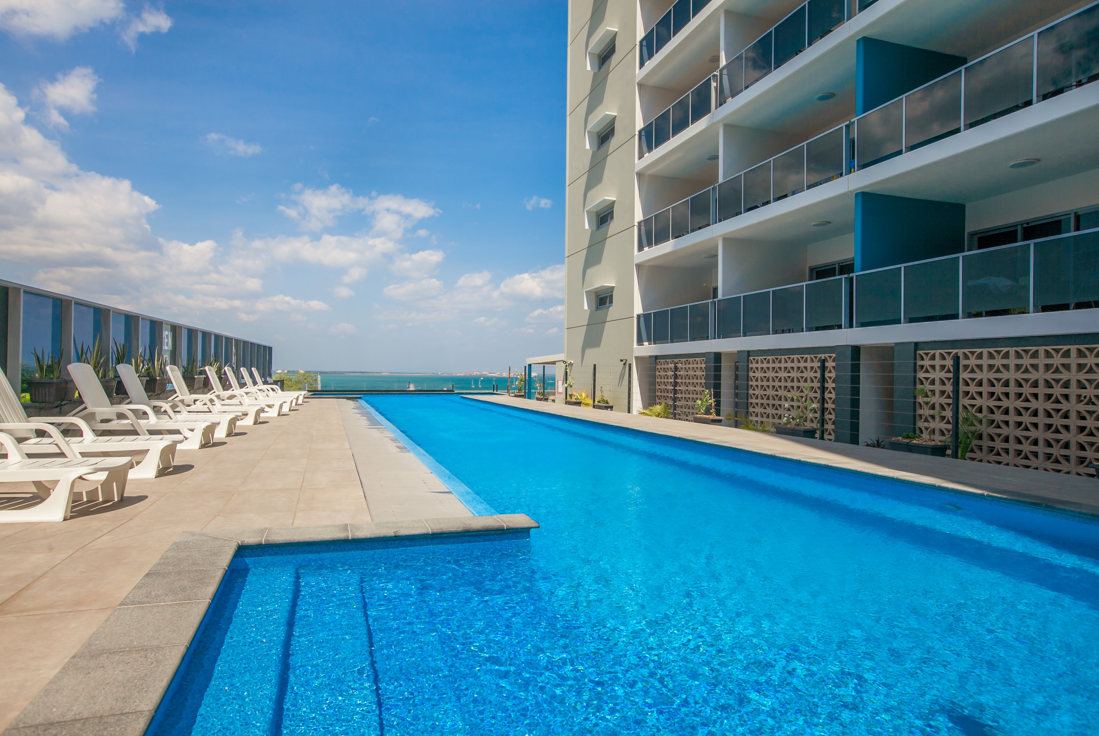 Ramada Suites By Wyndham Zen Quarter Darwin Darwin Au Hotels