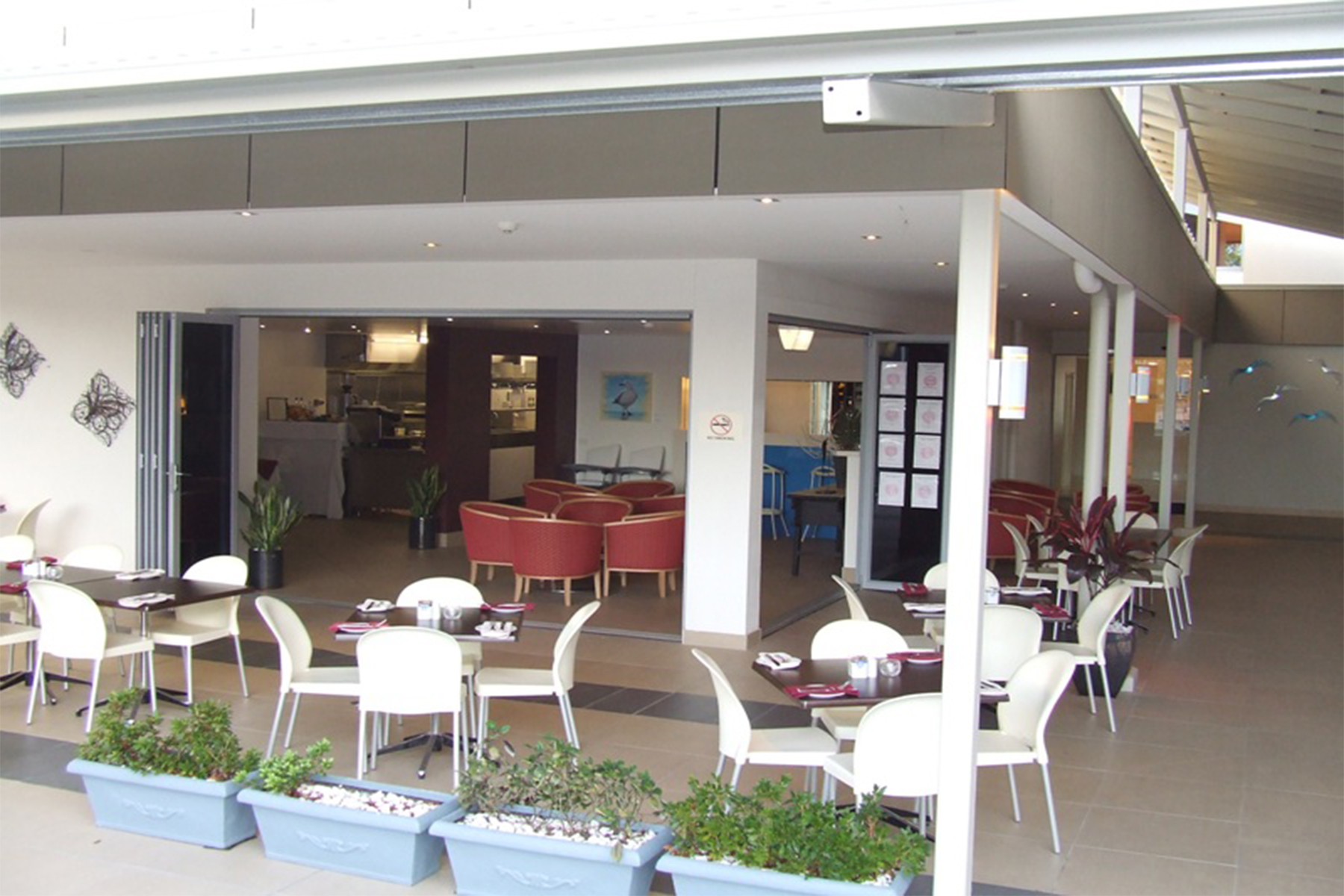 Ramada by Wyndham Hervey Bay restaurant in Hervey Bay, Other than US/Canada