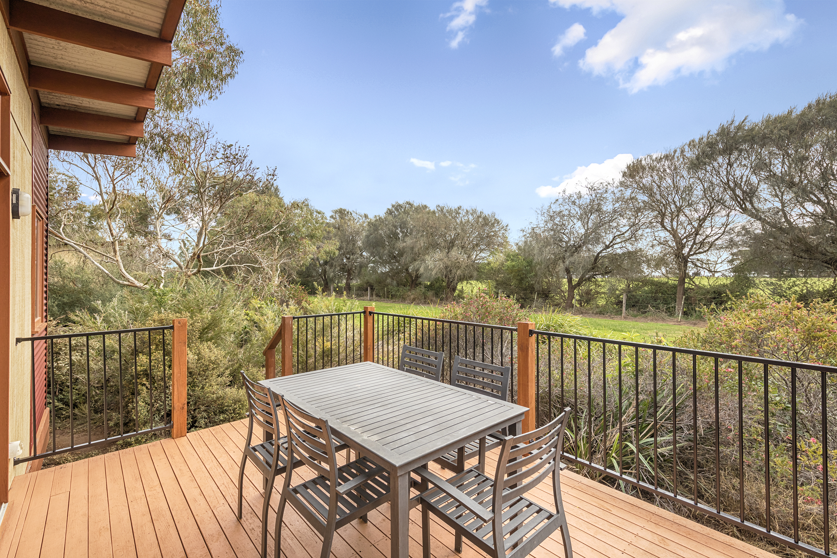Guest room at the Ramada Resort by Wyndham Phillip Island in Phillip Island, Other than US/Canada