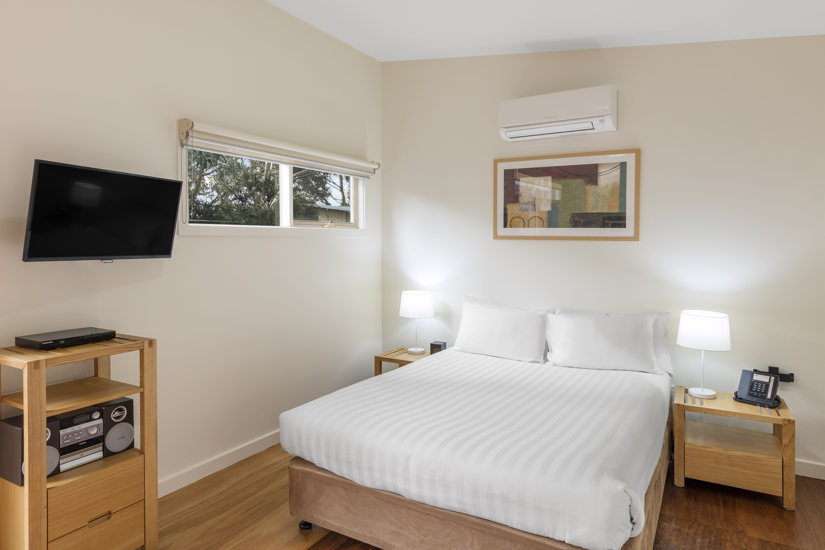 Guest room at the Ramada Resort by Wyndham Phillip Island in Phillip Island, Other than US/Canada