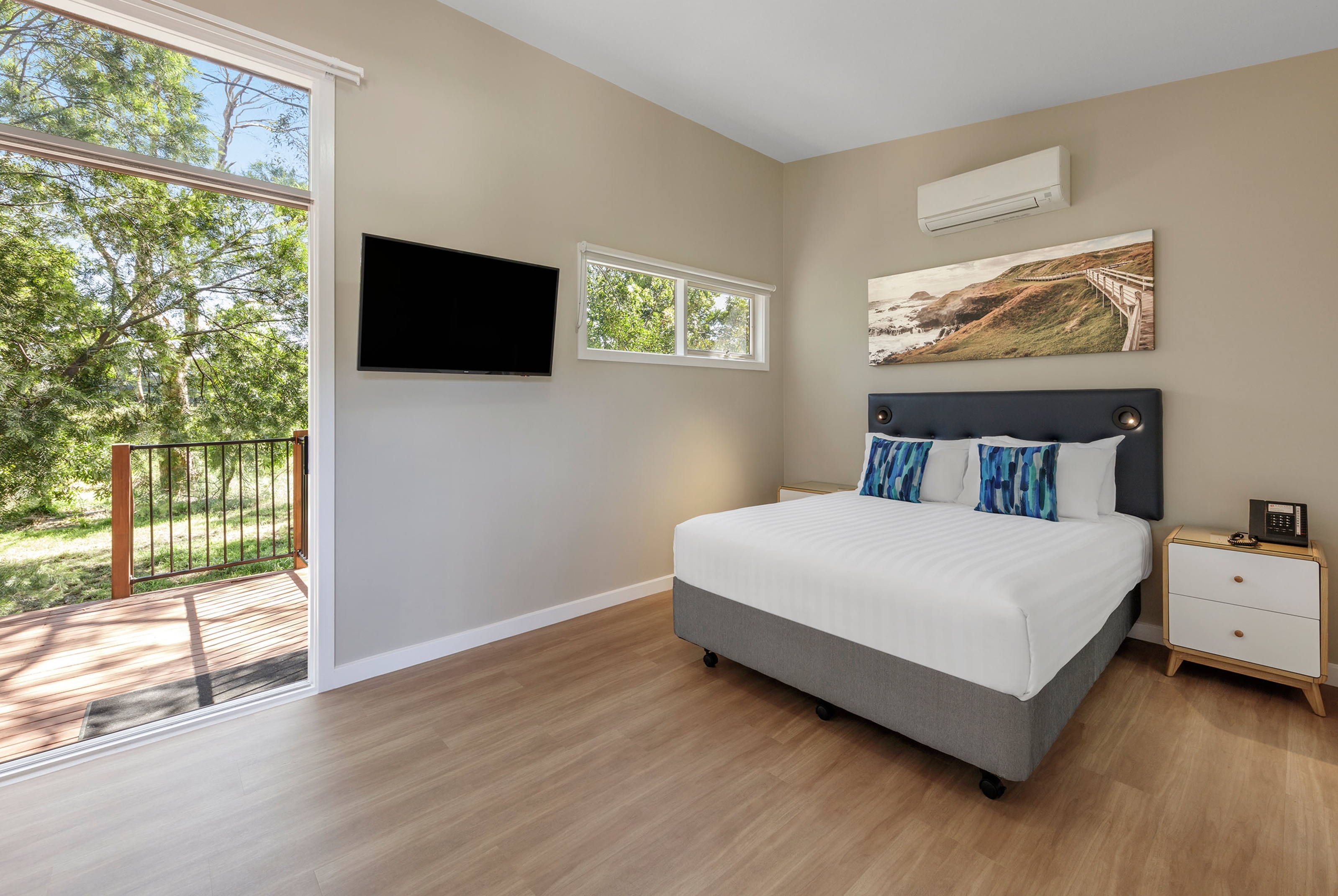 Guest room at the Ramada Resort by Wyndham Phillip Island in Phillip Island, Other than US/Canada