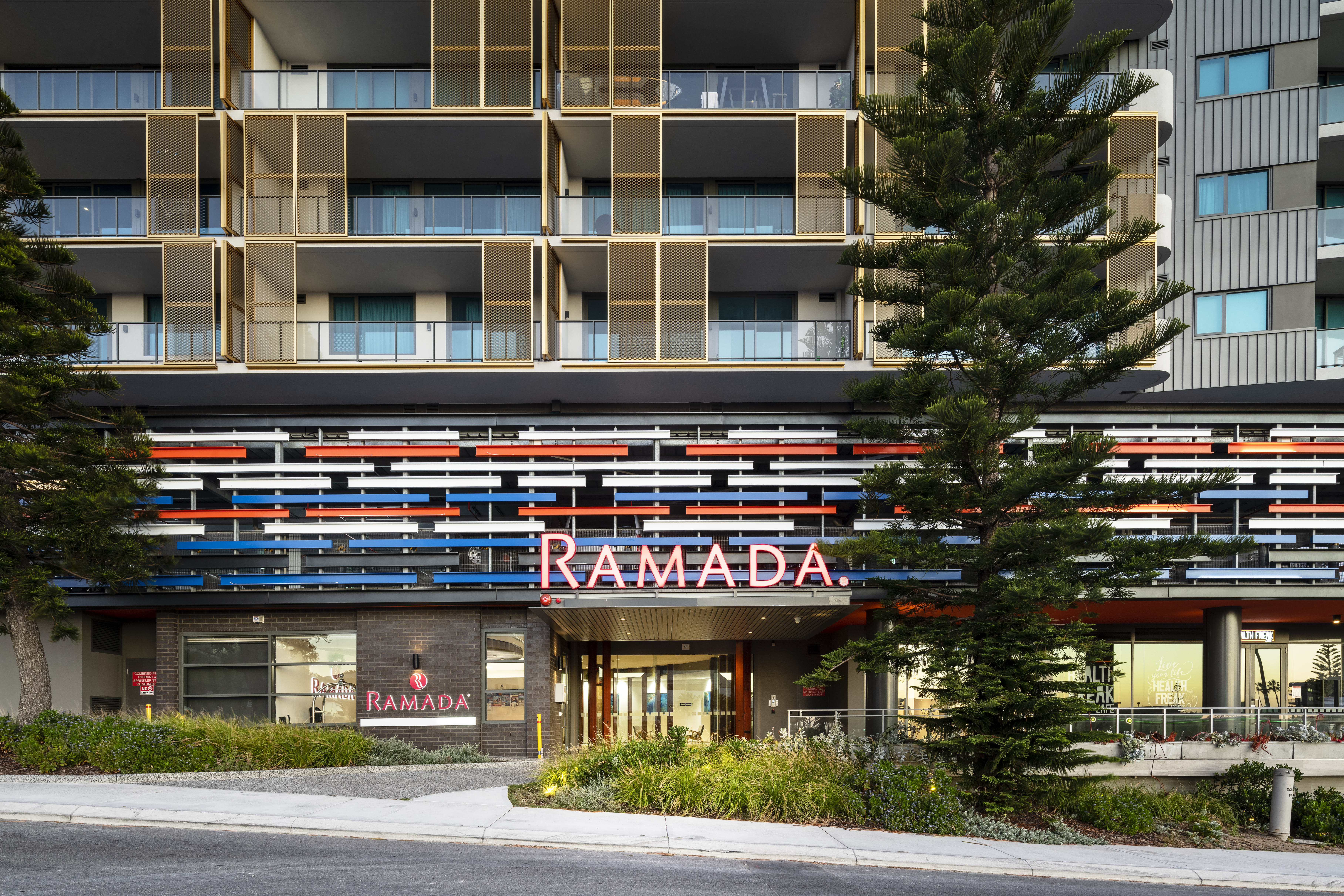 Exterior of Ramada by Wyndham VetroBlu Scarborough Beach hotel in Scarborough Beach, Other than US/Canada
