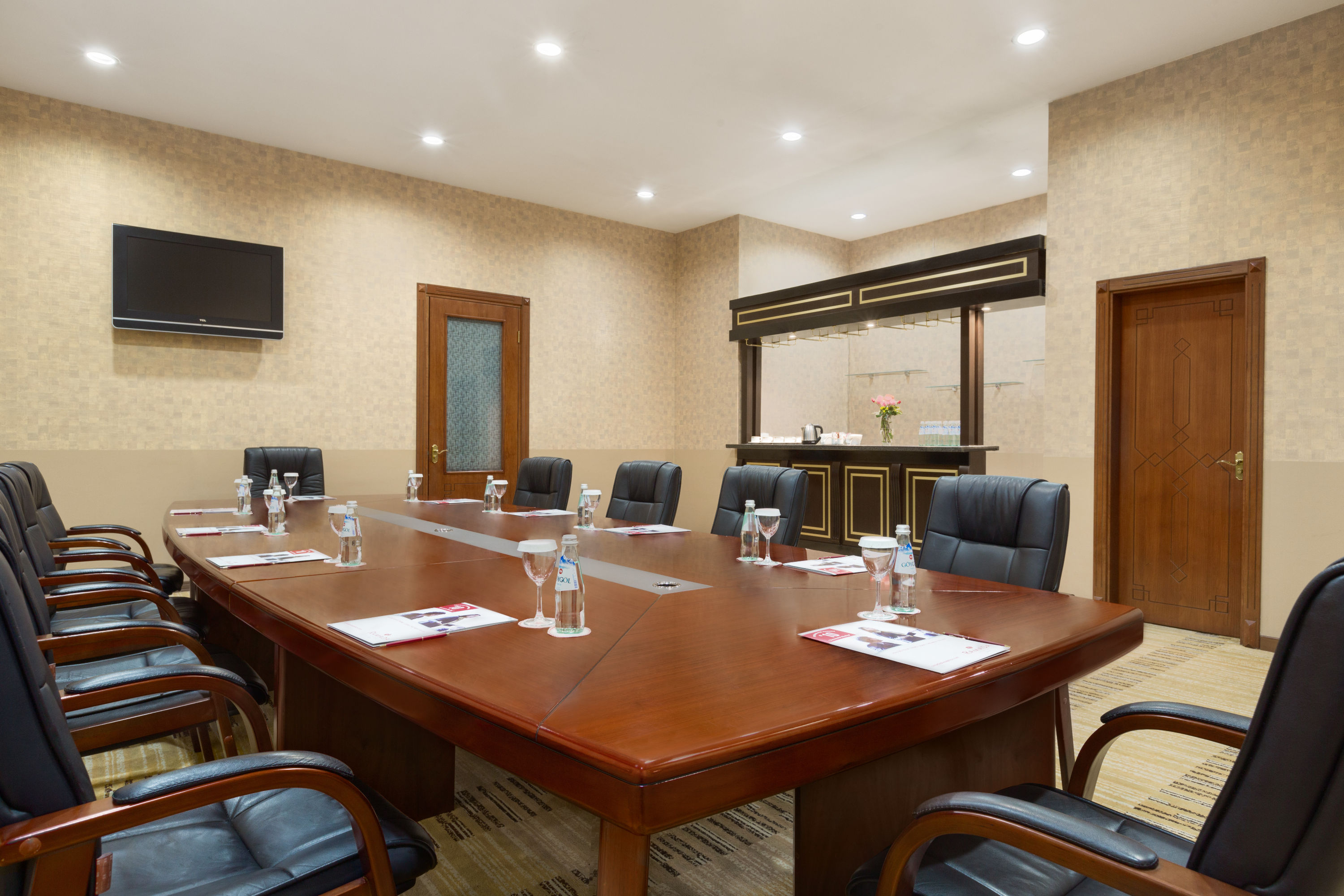 Meeting room at Ramada Plaza by Wyndham Gence in Gence, Other than US/Canada