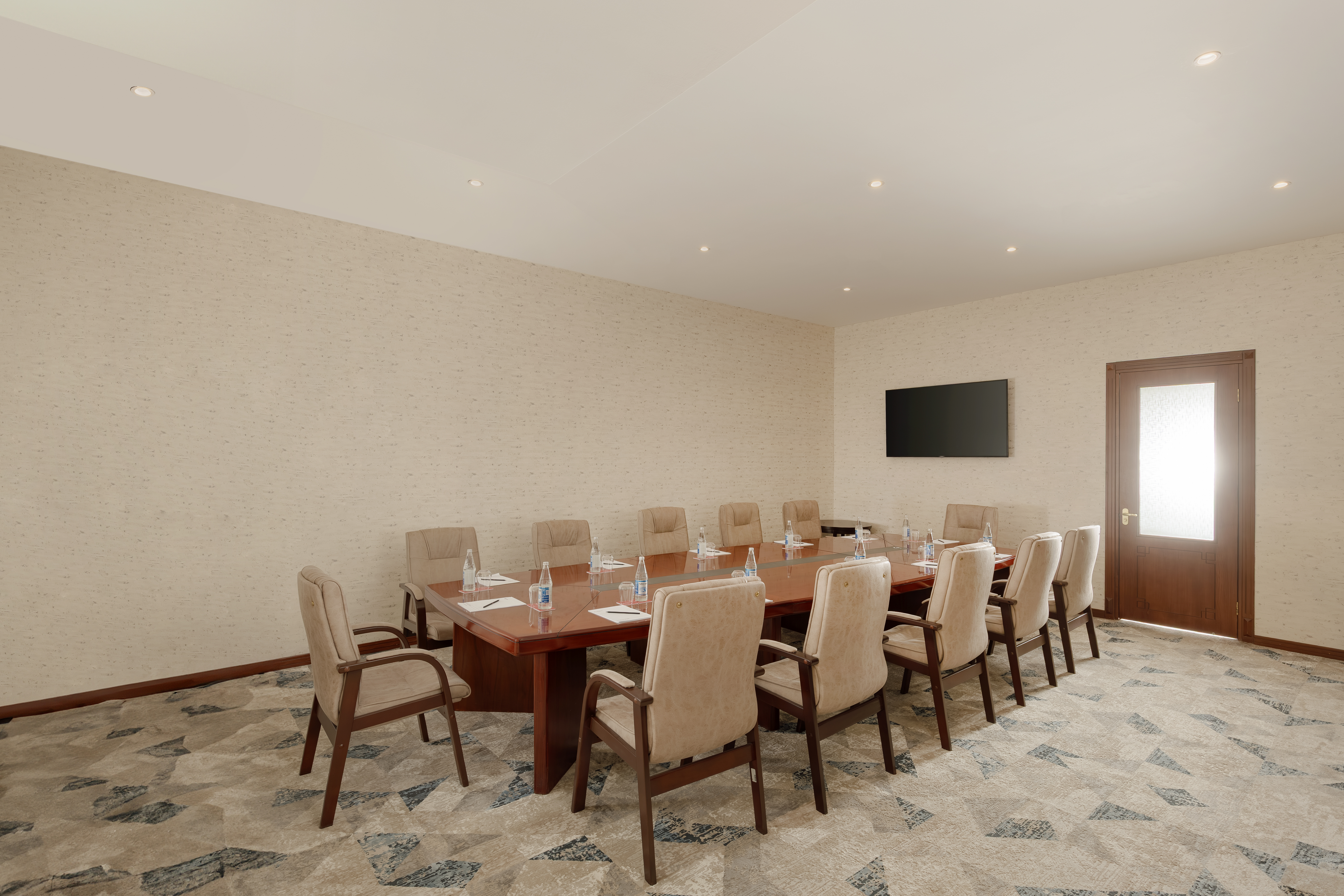 Meeting room at Ramada Plaza by Wyndham Gence in Gence, Other than US/Canada