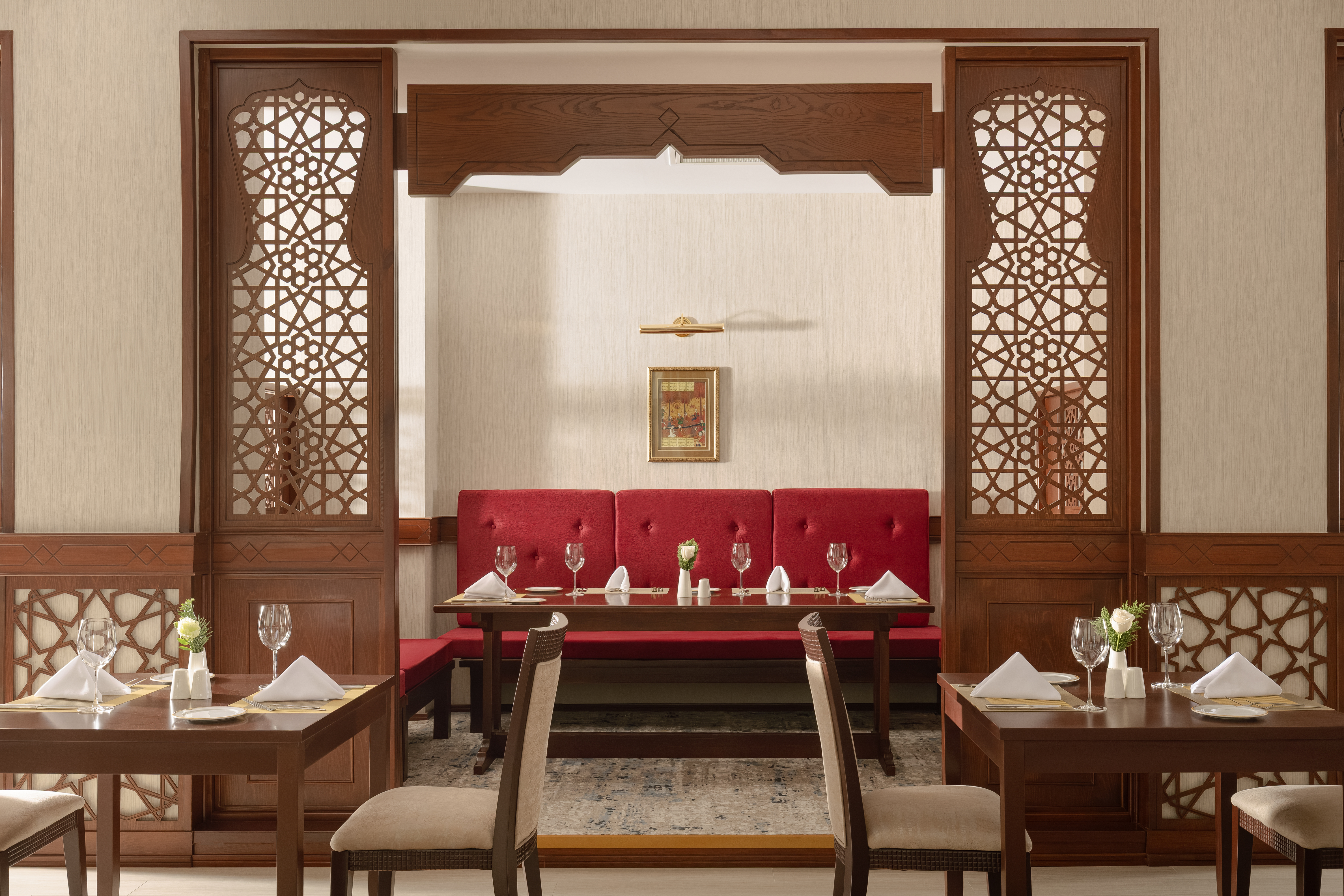 Ramada Plaza by Wyndham Gence restaurant in Gence, Other than US/Canada