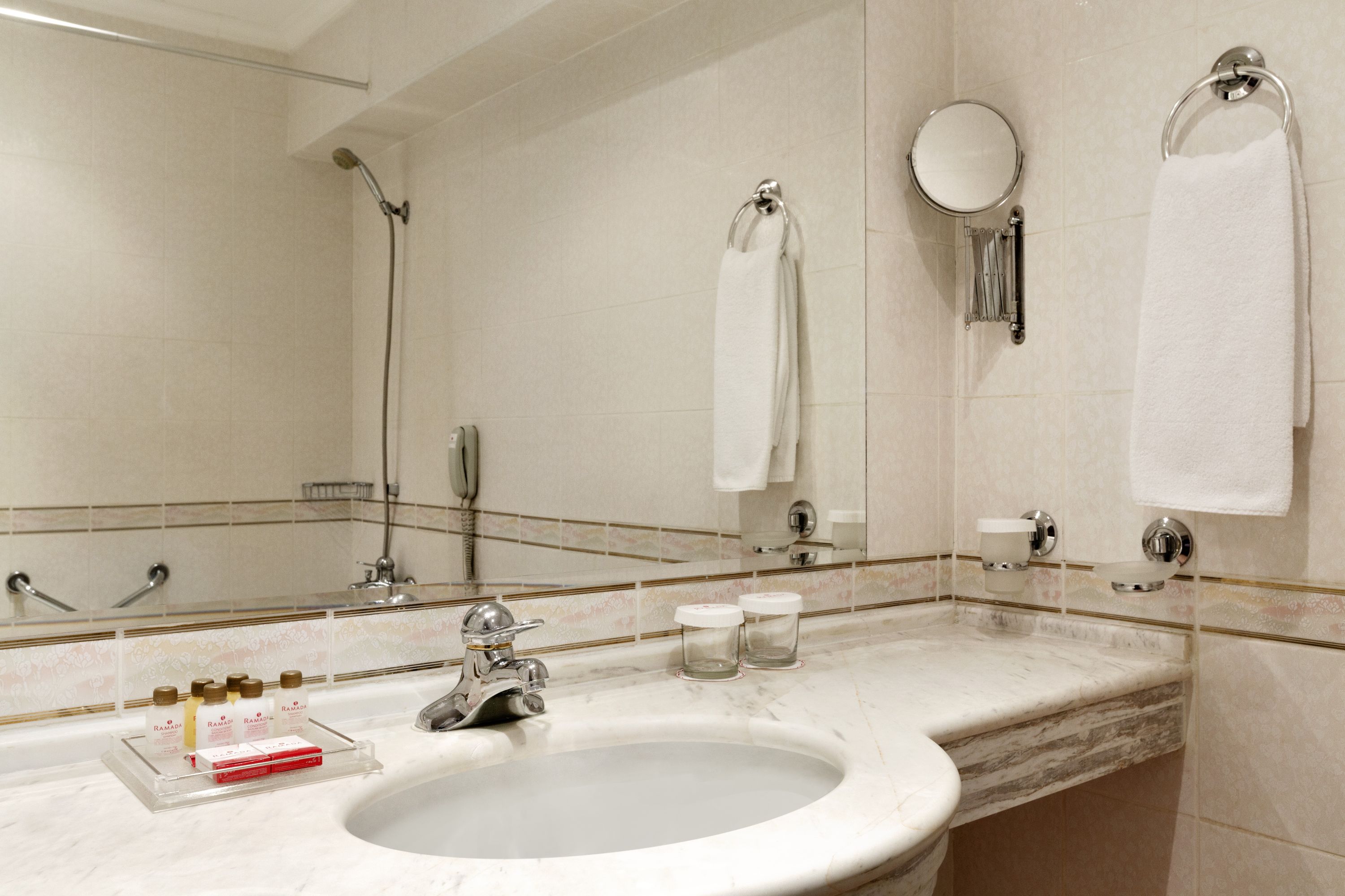 Ramada by Wyndham Plovdiv Trimontium | Plovdiv, BG Hotels
