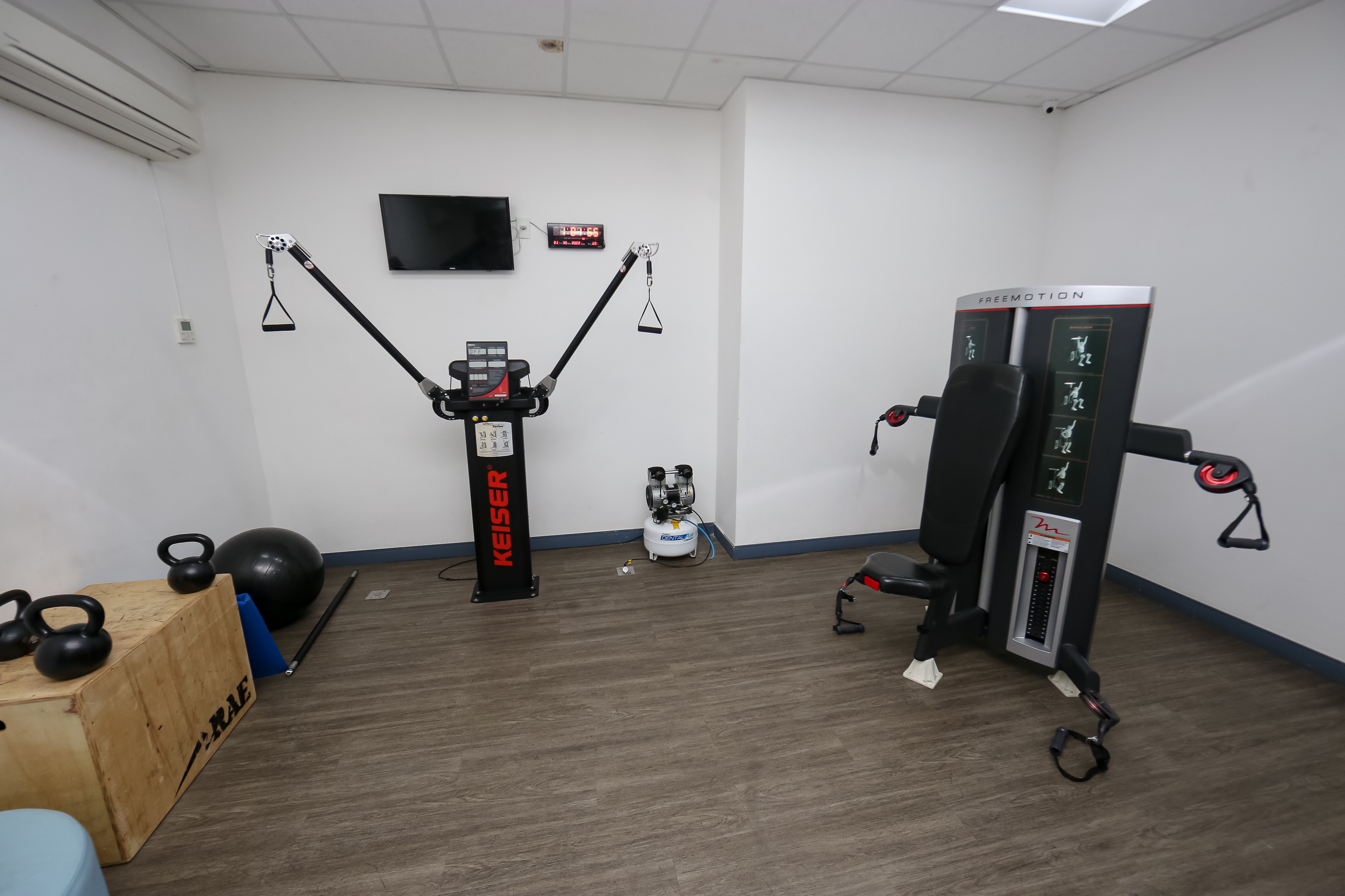 Fitness room at Ramada Encore by Wyndham Guaruja Praia in Guaruja, Other than US/Canada