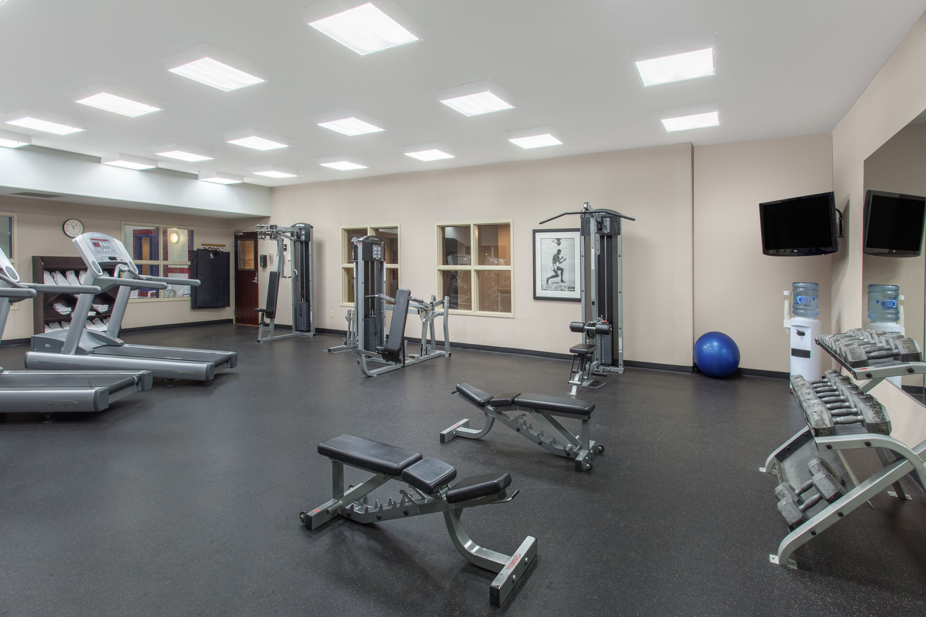 Fitness room at Ramada by Wyndham Brooks in Brooks, Alberta