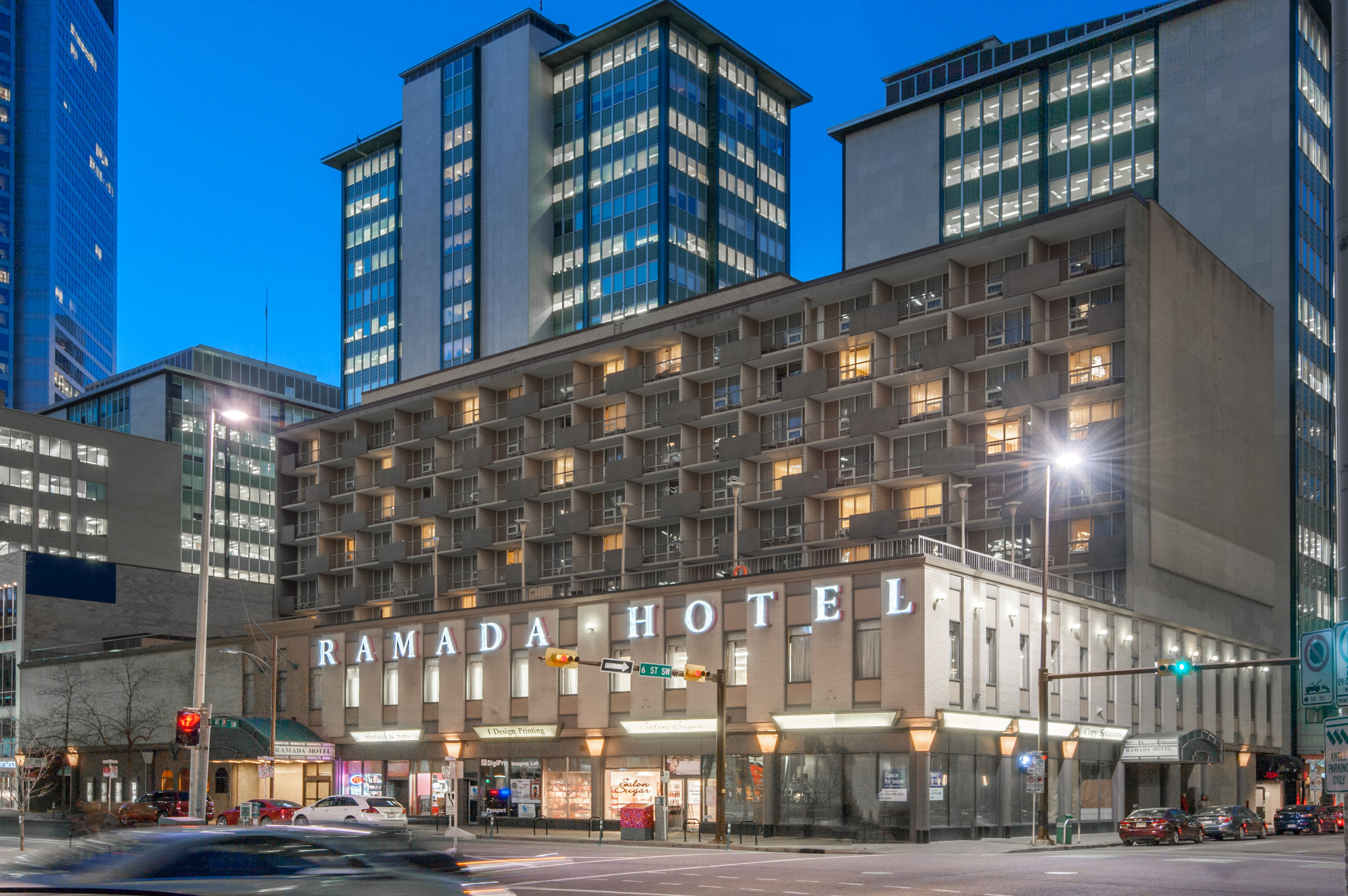 Ramada Plaza By Wyndham Calgary Downtown Calgary Ab Hotels