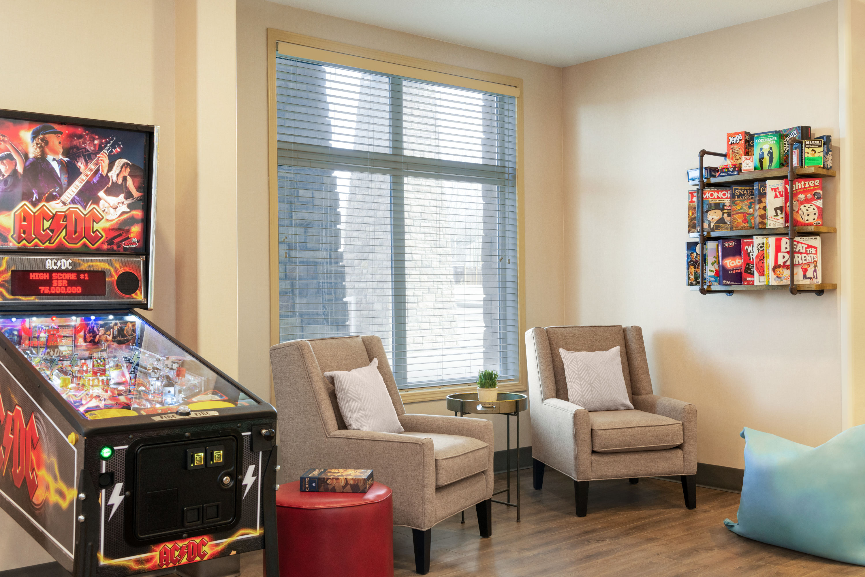 Game room at Ramada by Wyndham Drayton Valley in Drayton Valley, Alberta