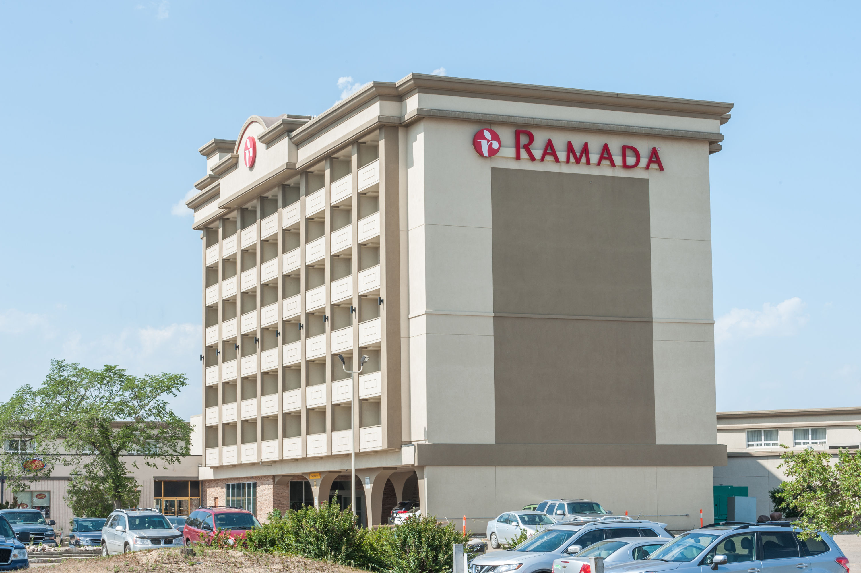 Ramada By Wyndham Edmonton South Edmonton Ab Hotels