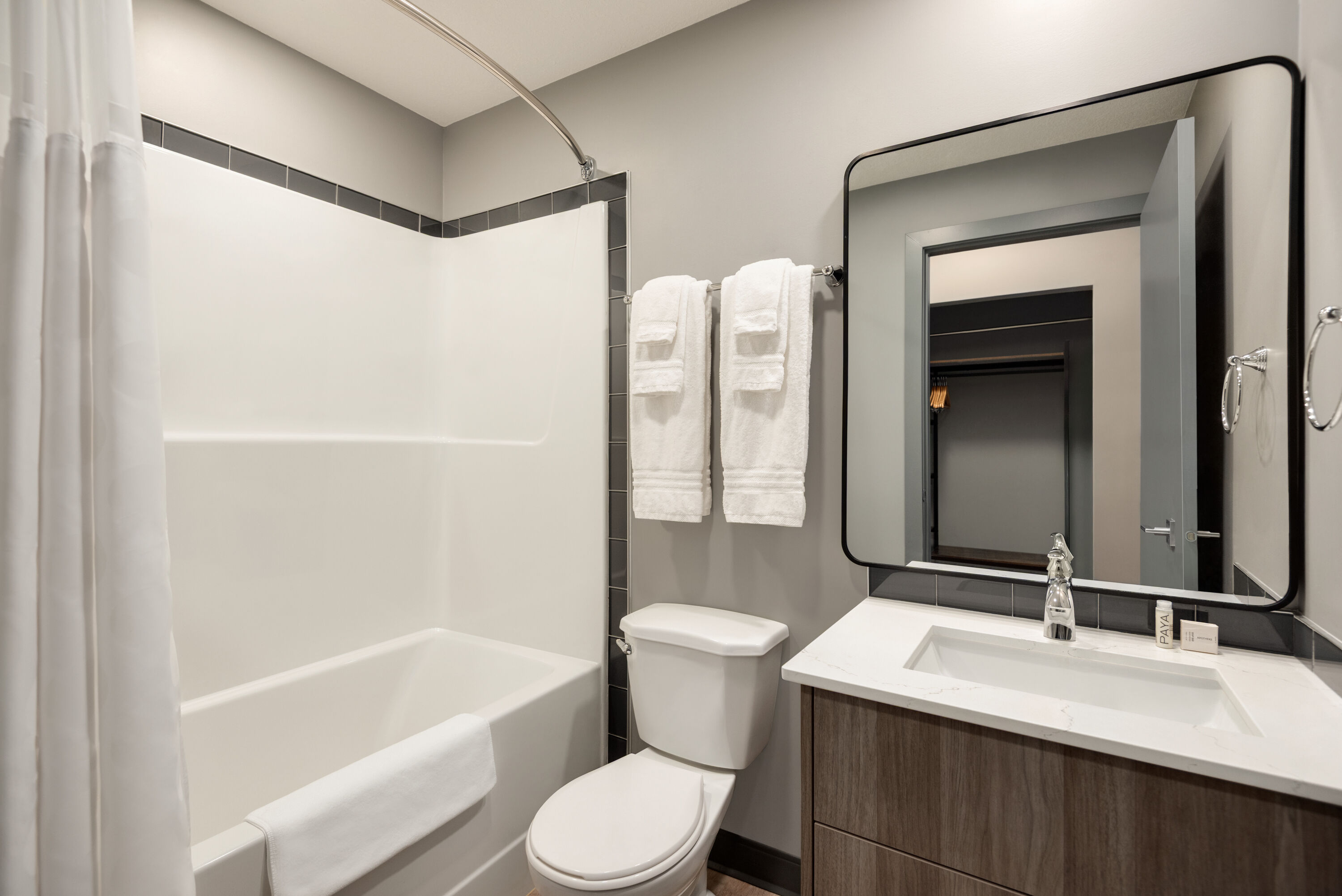 Guest room bath at the Ramada by Wyndham West Edmonton Hotel & Suites in Edmonton, Alberta