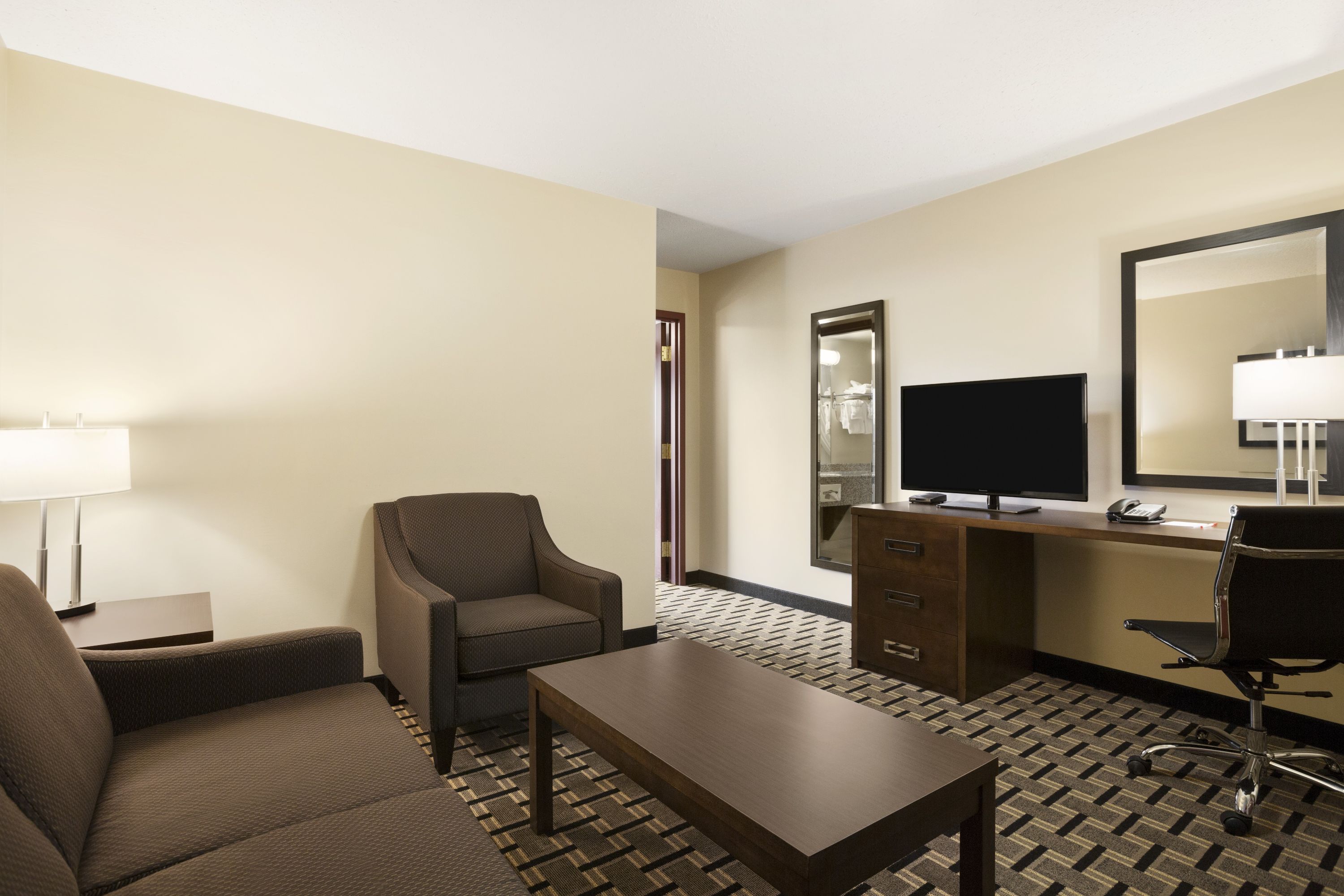 Ramada by Wyndham Edson suite in Edson, Alberta