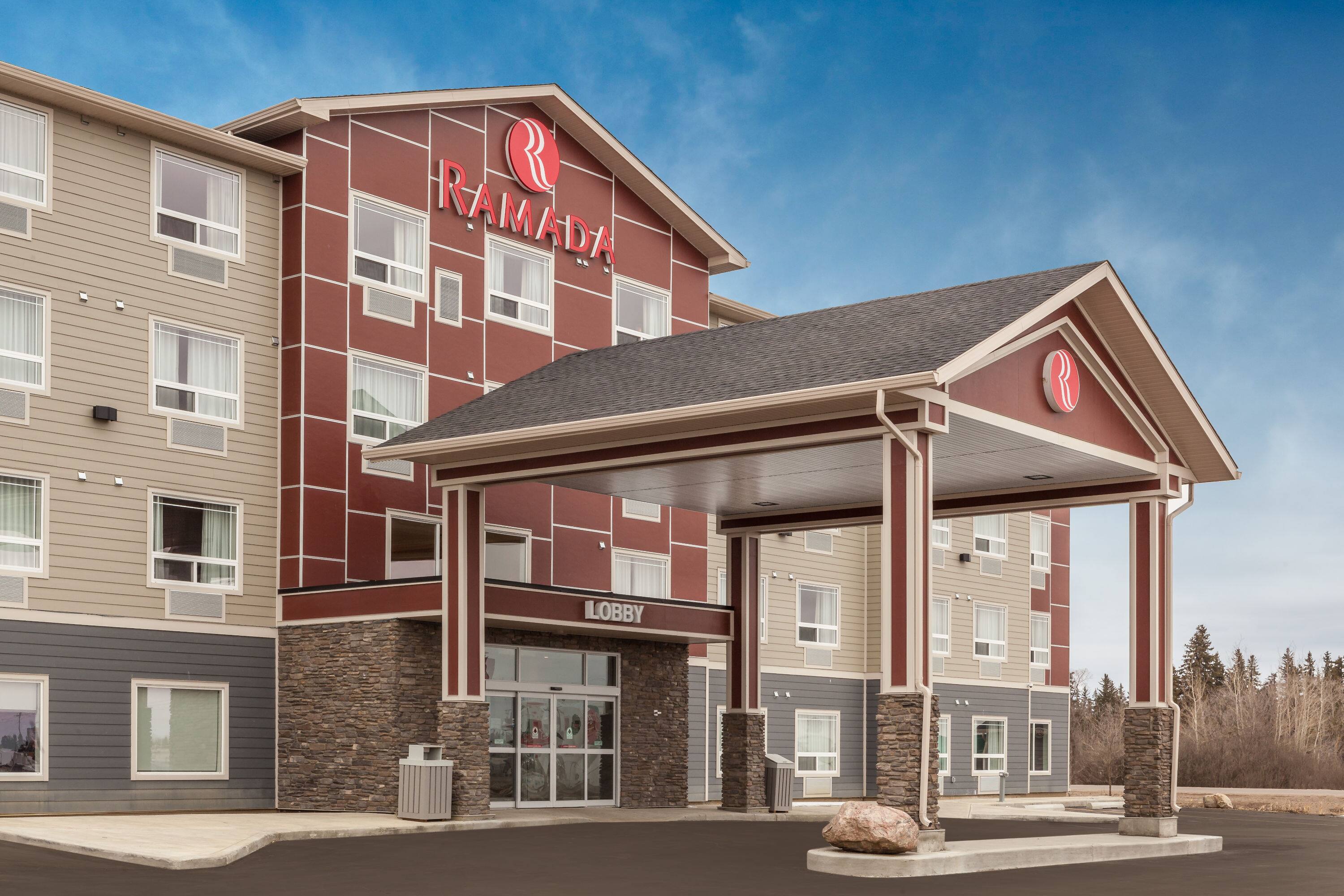 Ramada by Wyndham Grassland Grassland, AB Hotels