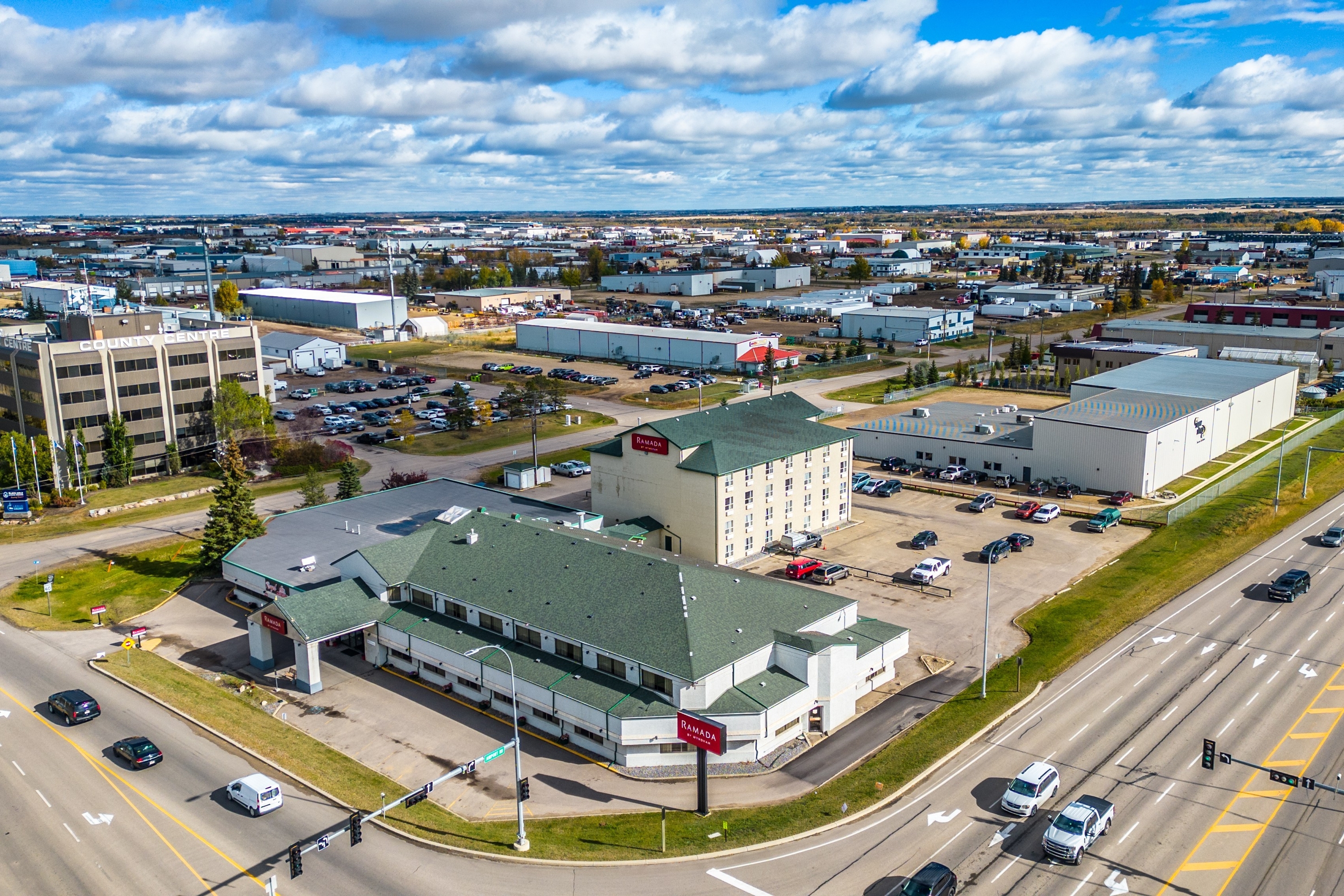Exterior of Ramada by Wyndham Nisku Edmonton Airport hotel in Nisku, Alberta