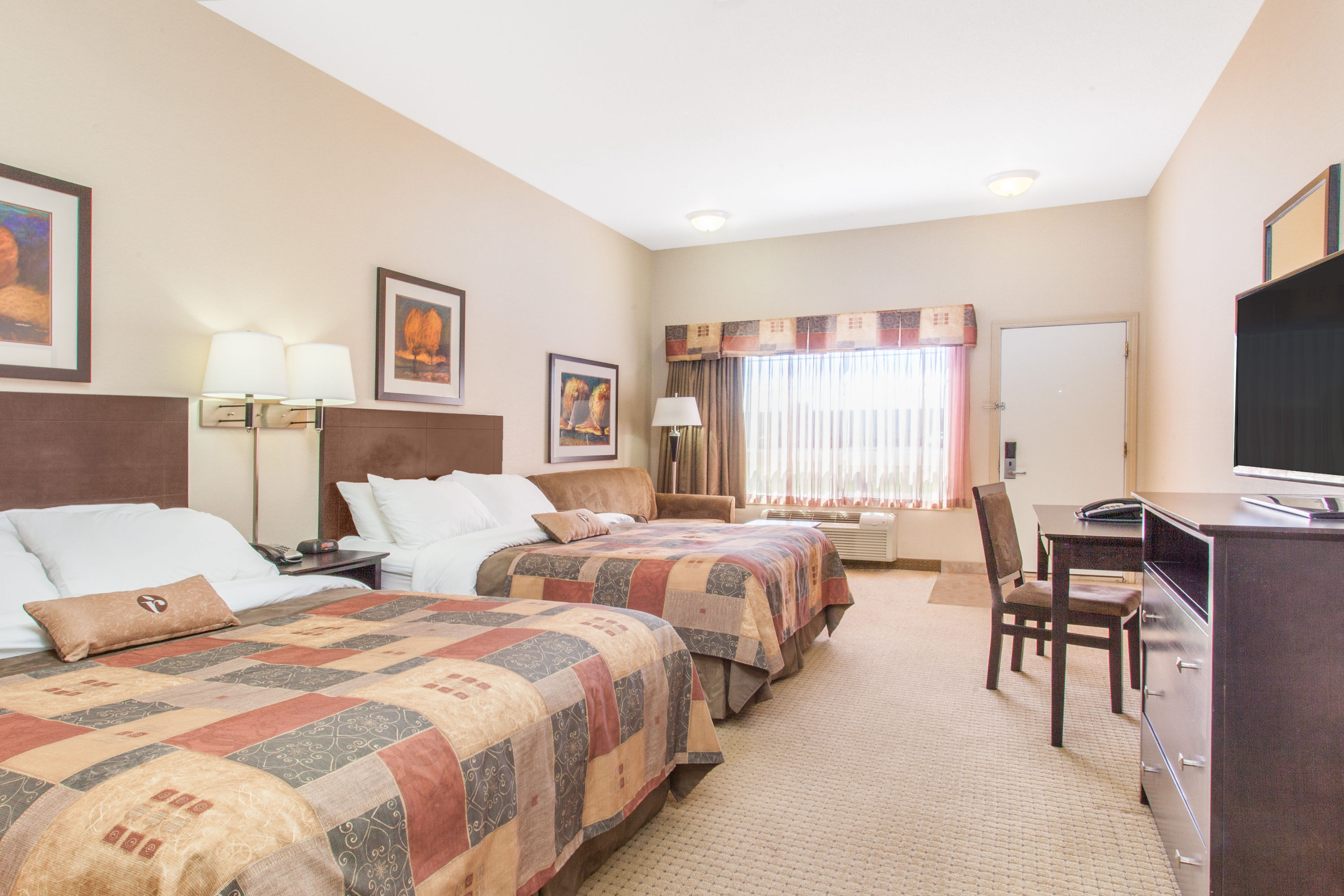 Ramada by Wyndham Pincher Creek | Pincher Creek, AB Hotels