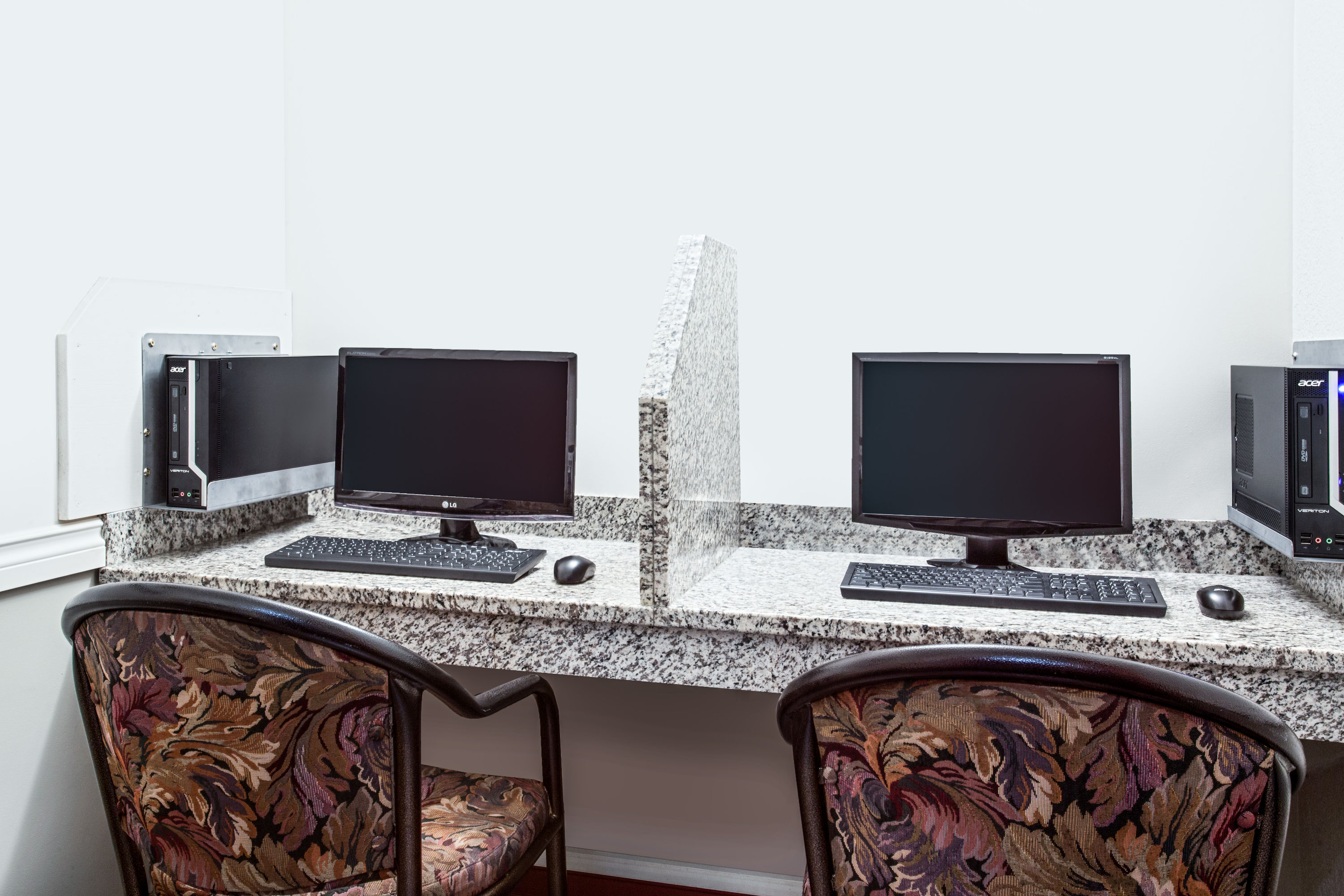 Ramada by Wyndham Red Deer Hotel & Suites business center in Red Deer, Alberta