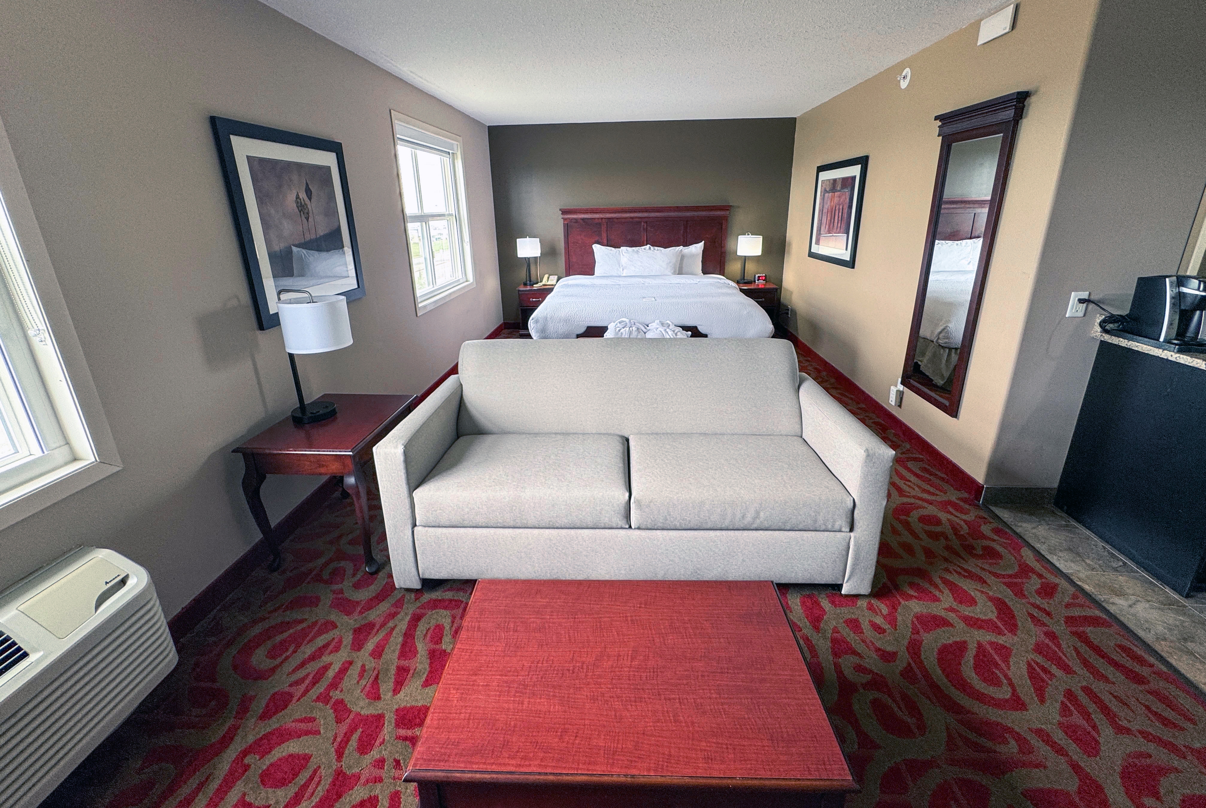 Ramada by Wyndham Sherwood Park suite in Sherwood Park, Alberta